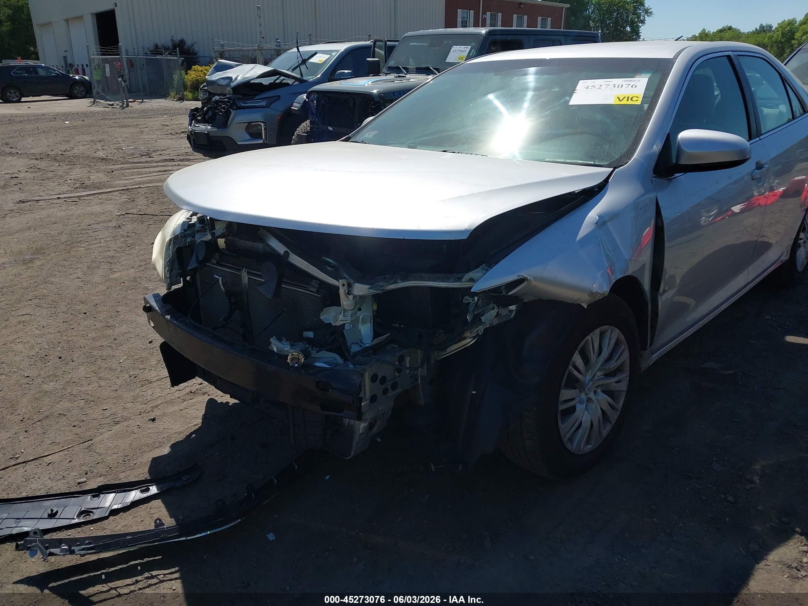 2013 Toyota Camry Le Silver vin: 4T4BF1FK5DR292332