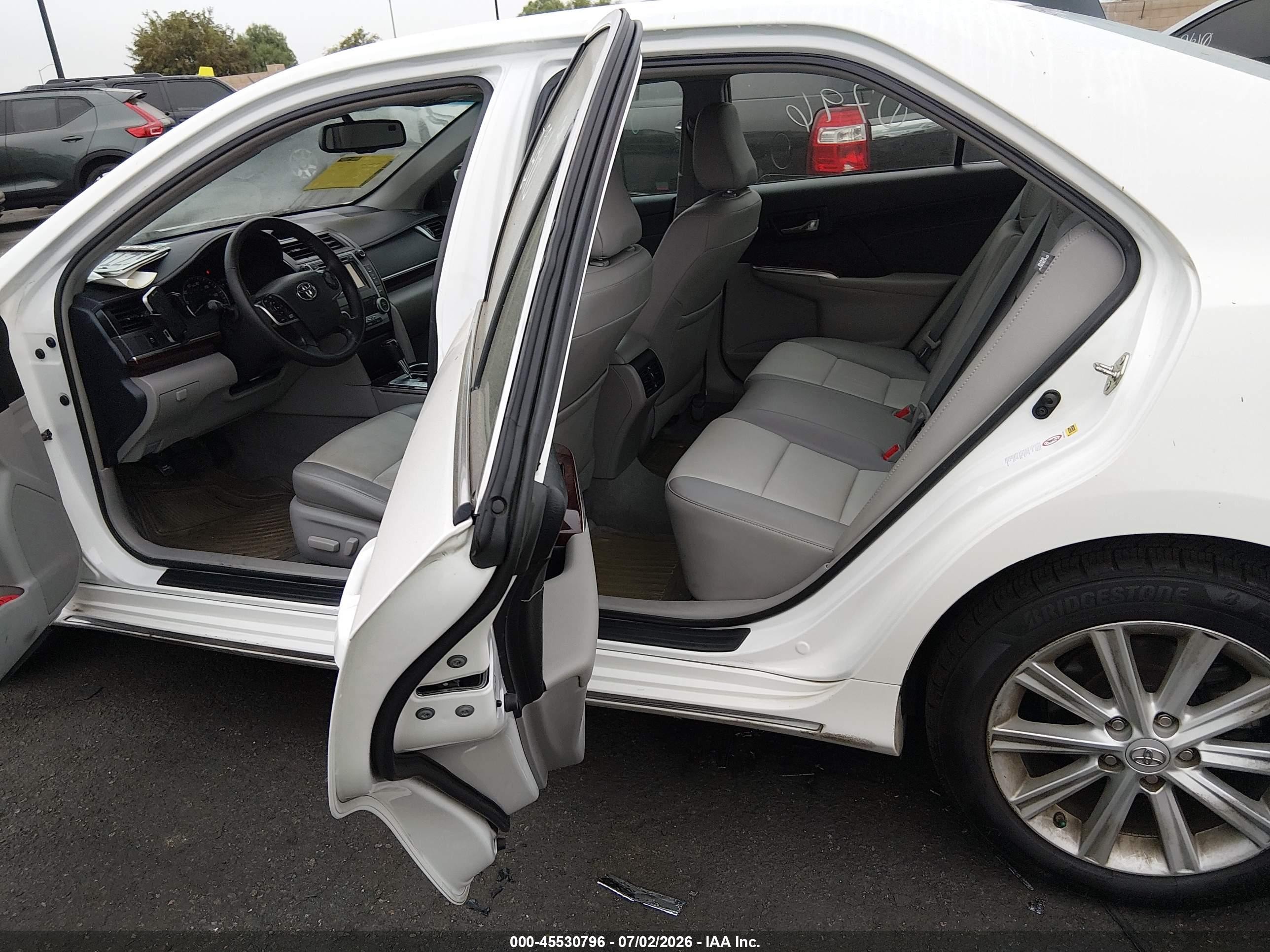 2013 Toyota Camry Xle White vin: 4T4BF1FK5DR294209