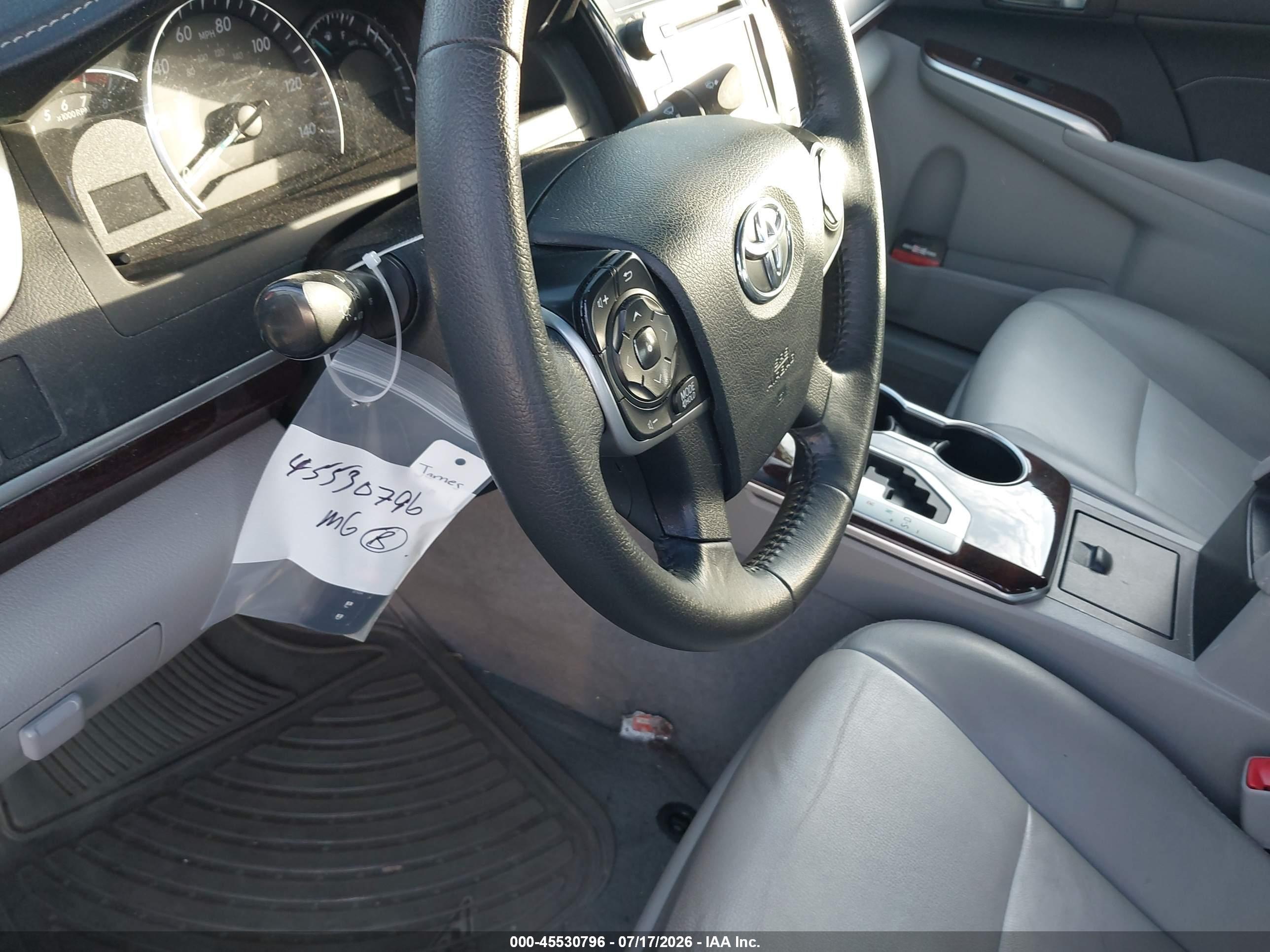 2013 Toyota Camry Xle White vin: 4T4BF1FK5DR294209