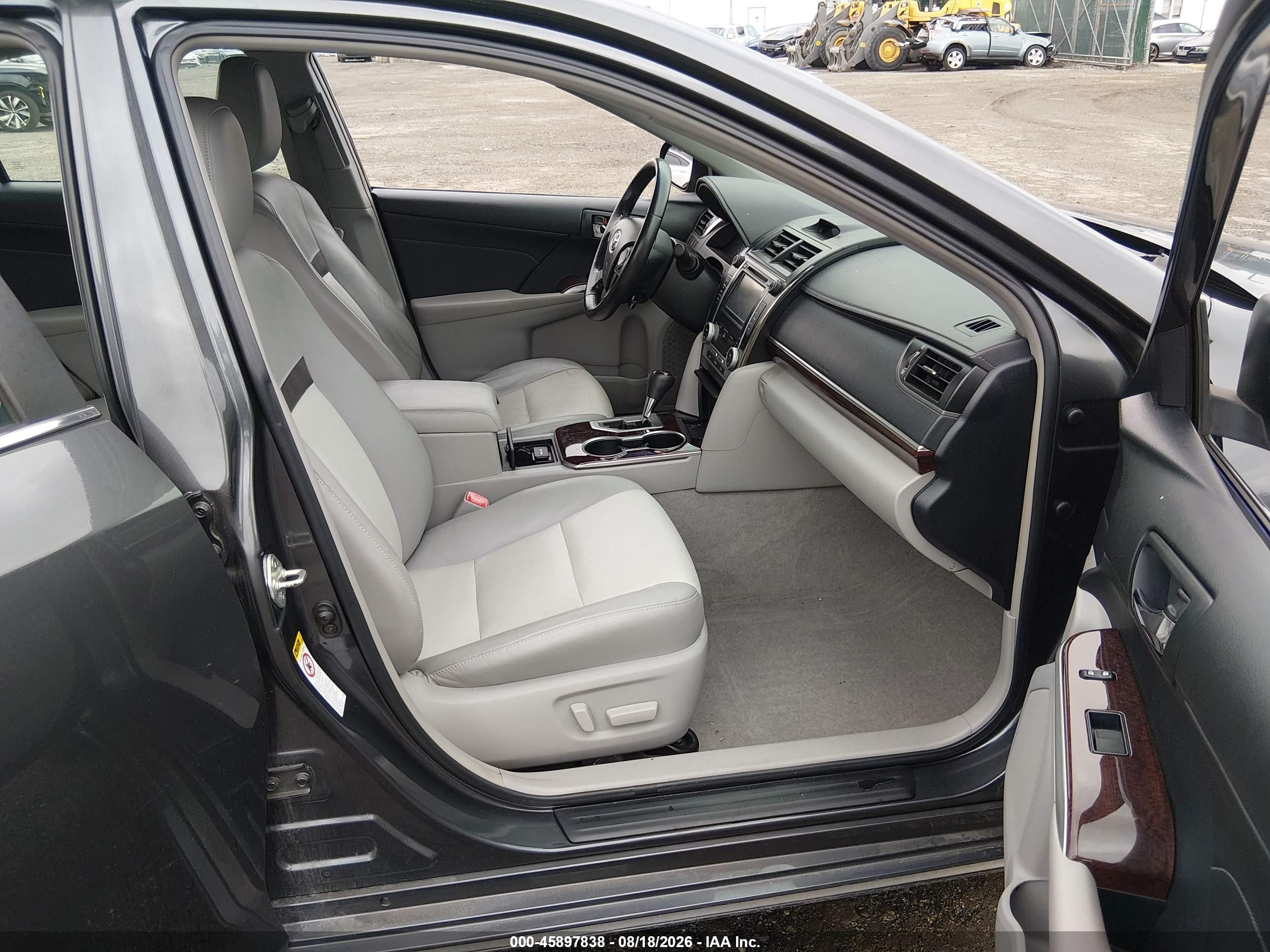 2013 Toyota Camry Xle Gray vin: 4T4BF1FK5DR297367