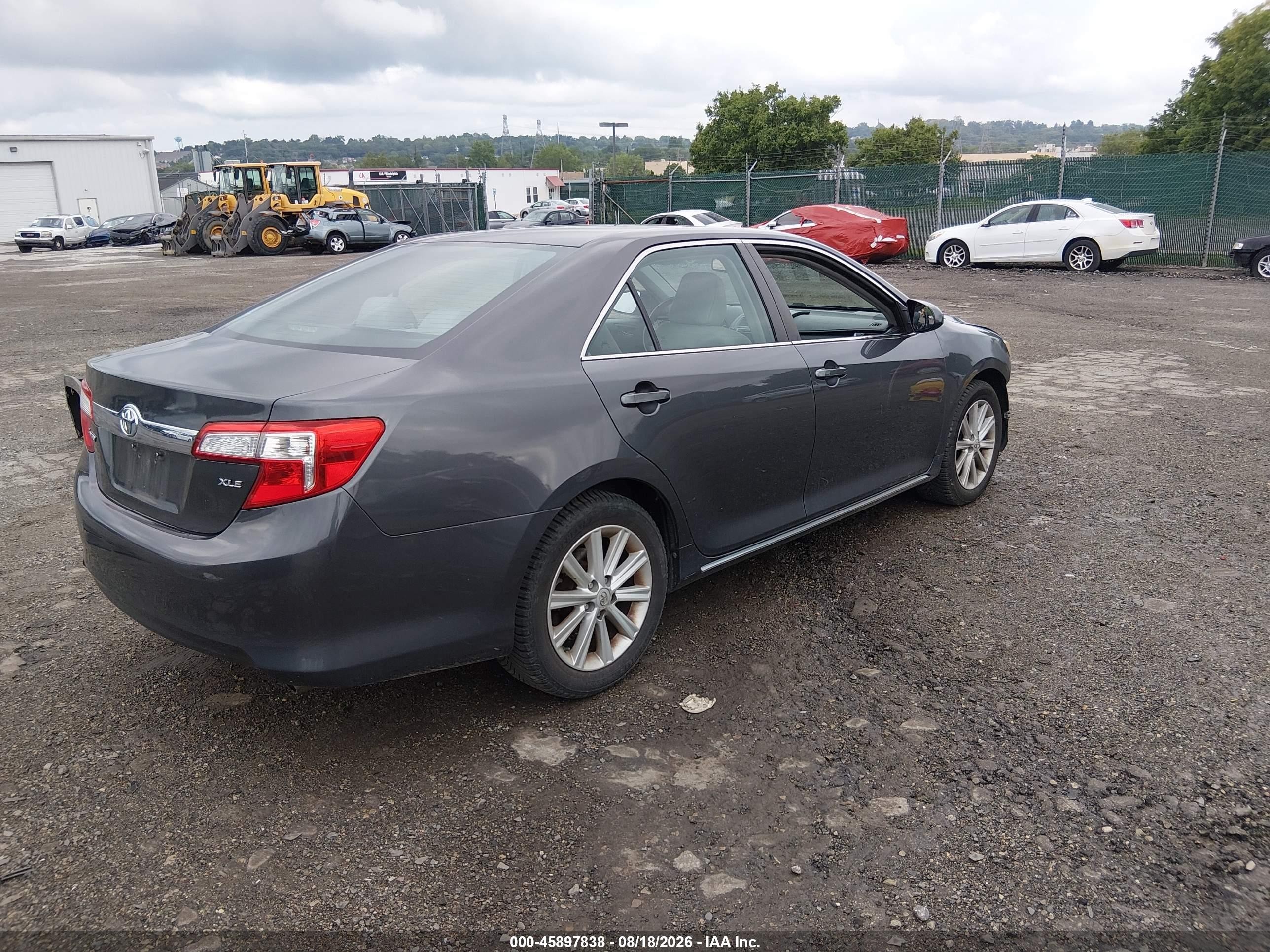 2013 Toyota Camry Xle Gray vin: 4T4BF1FK5DR297367