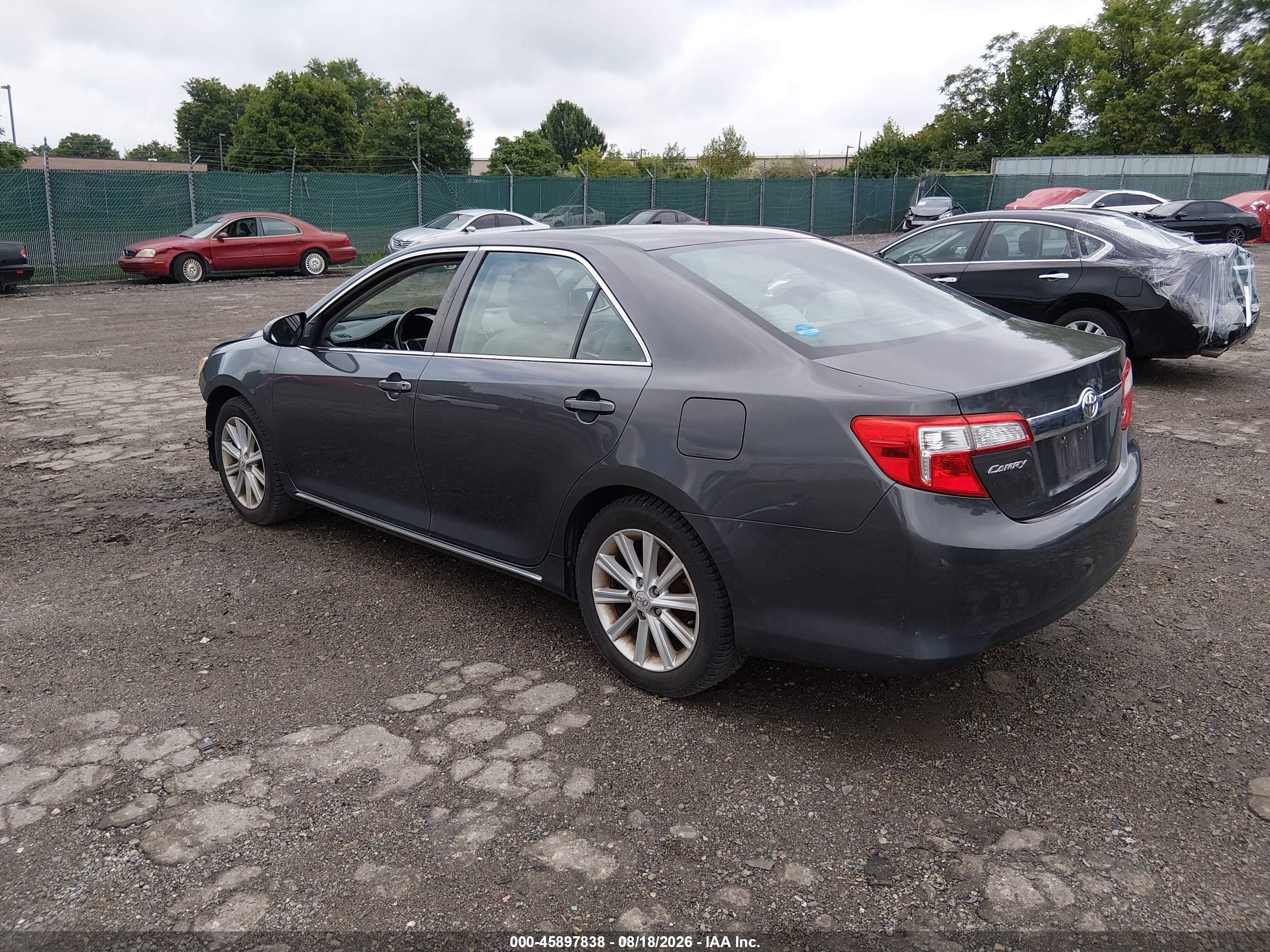 2013 Toyota Camry Xle Gray vin: 4T4BF1FK5DR297367