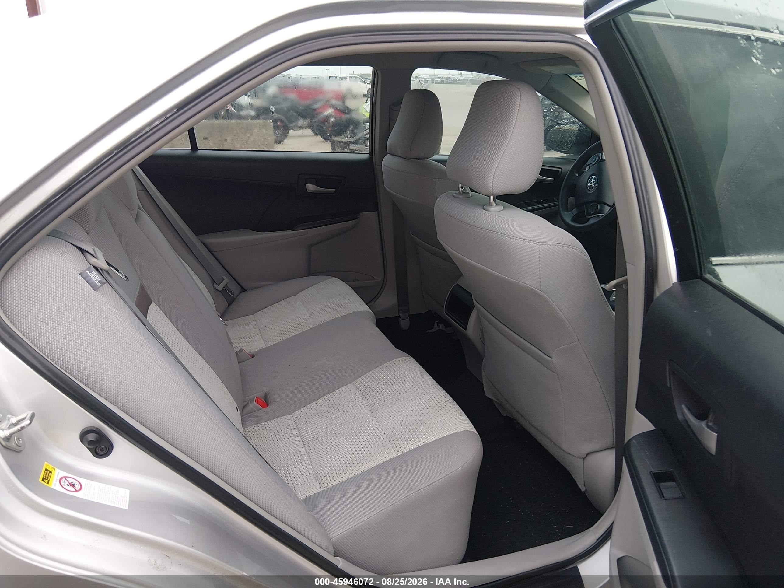 2013 Toyota Camry Le Серебряный vin: 4T4BF1FK5DR300526