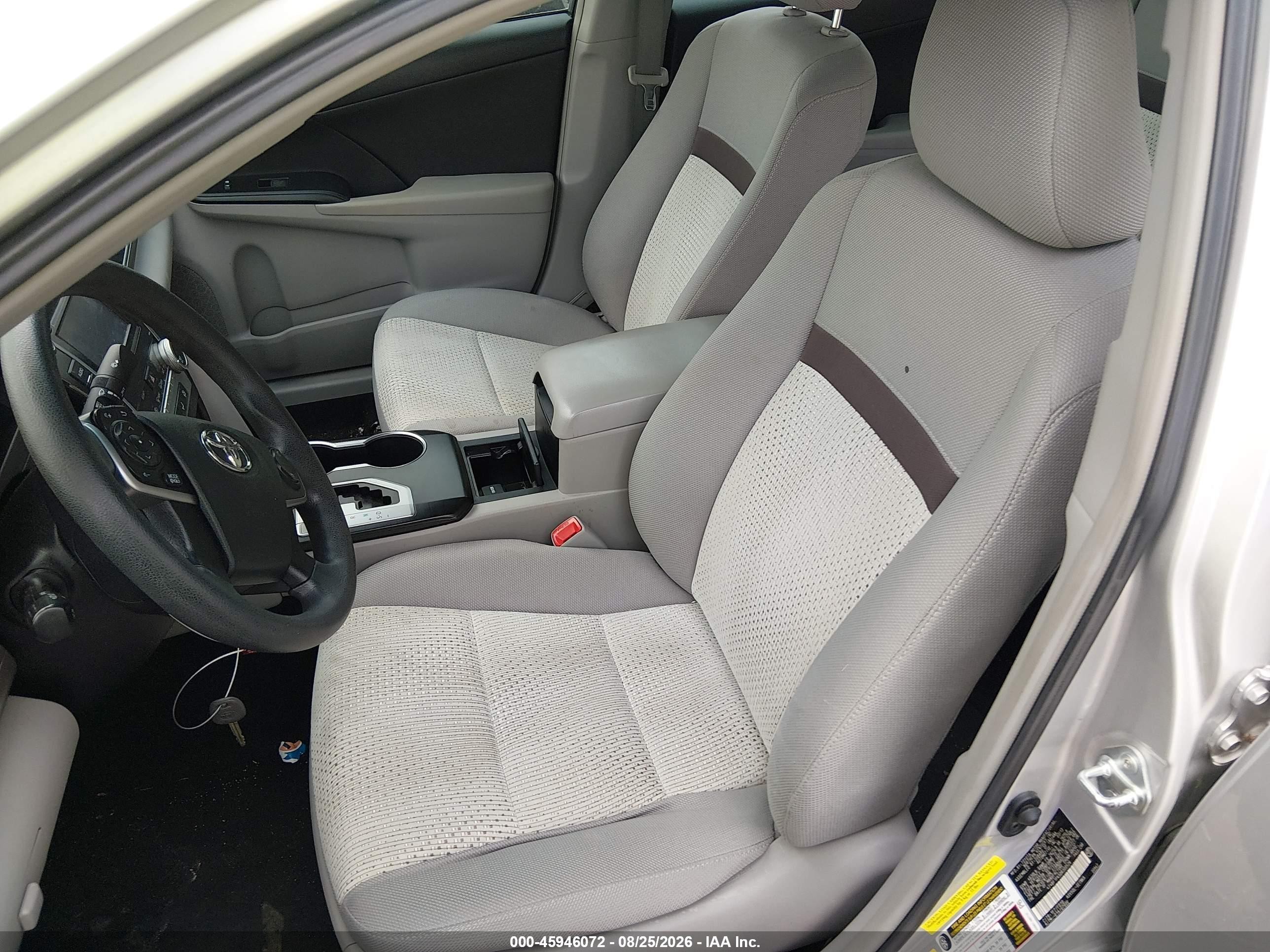 2013 Toyota Camry Le Серебряный vin: 4T4BF1FK5DR300526
