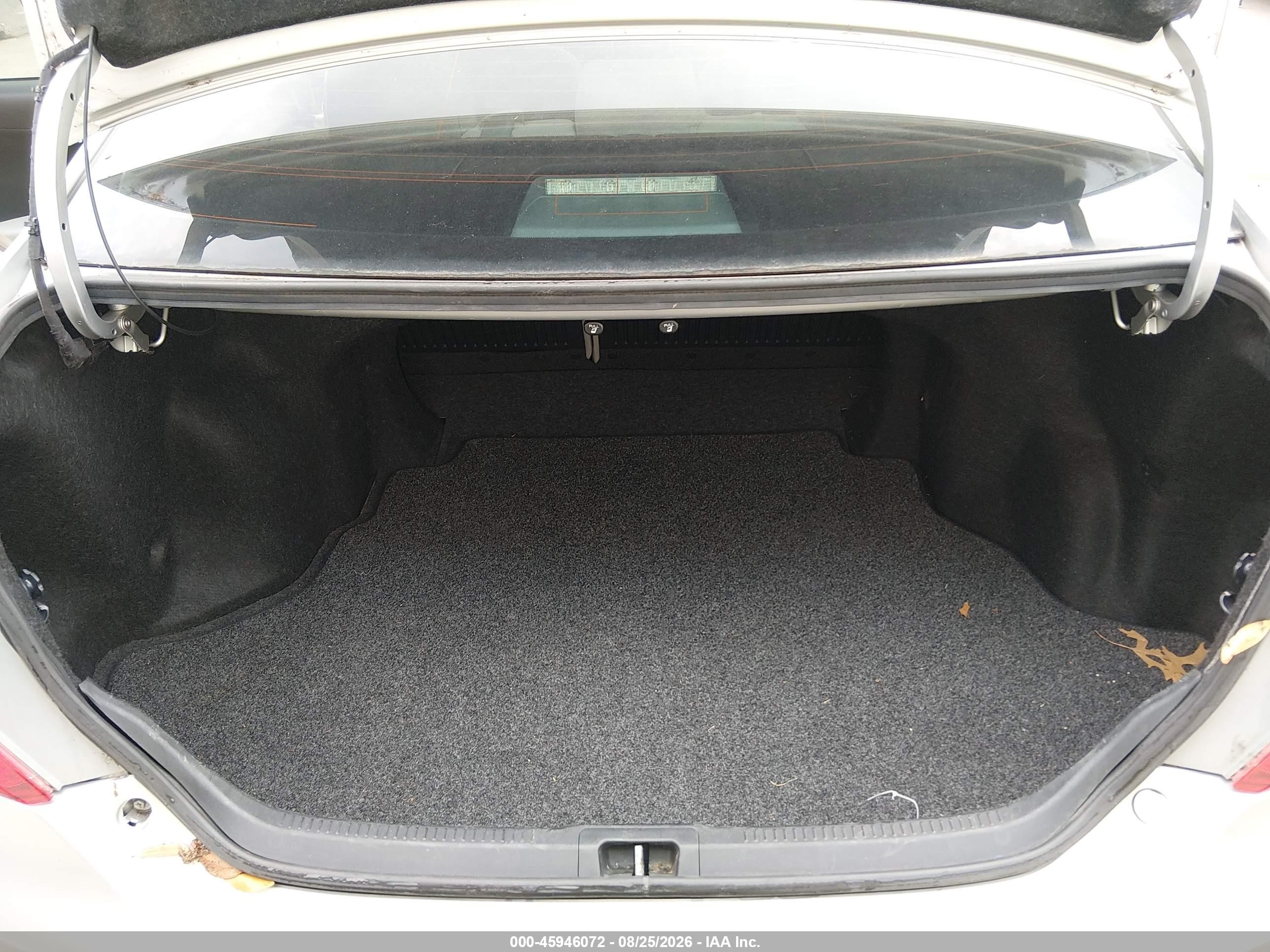 2013 Toyota Camry Le Серебряный vin: 4T4BF1FK5DR300526