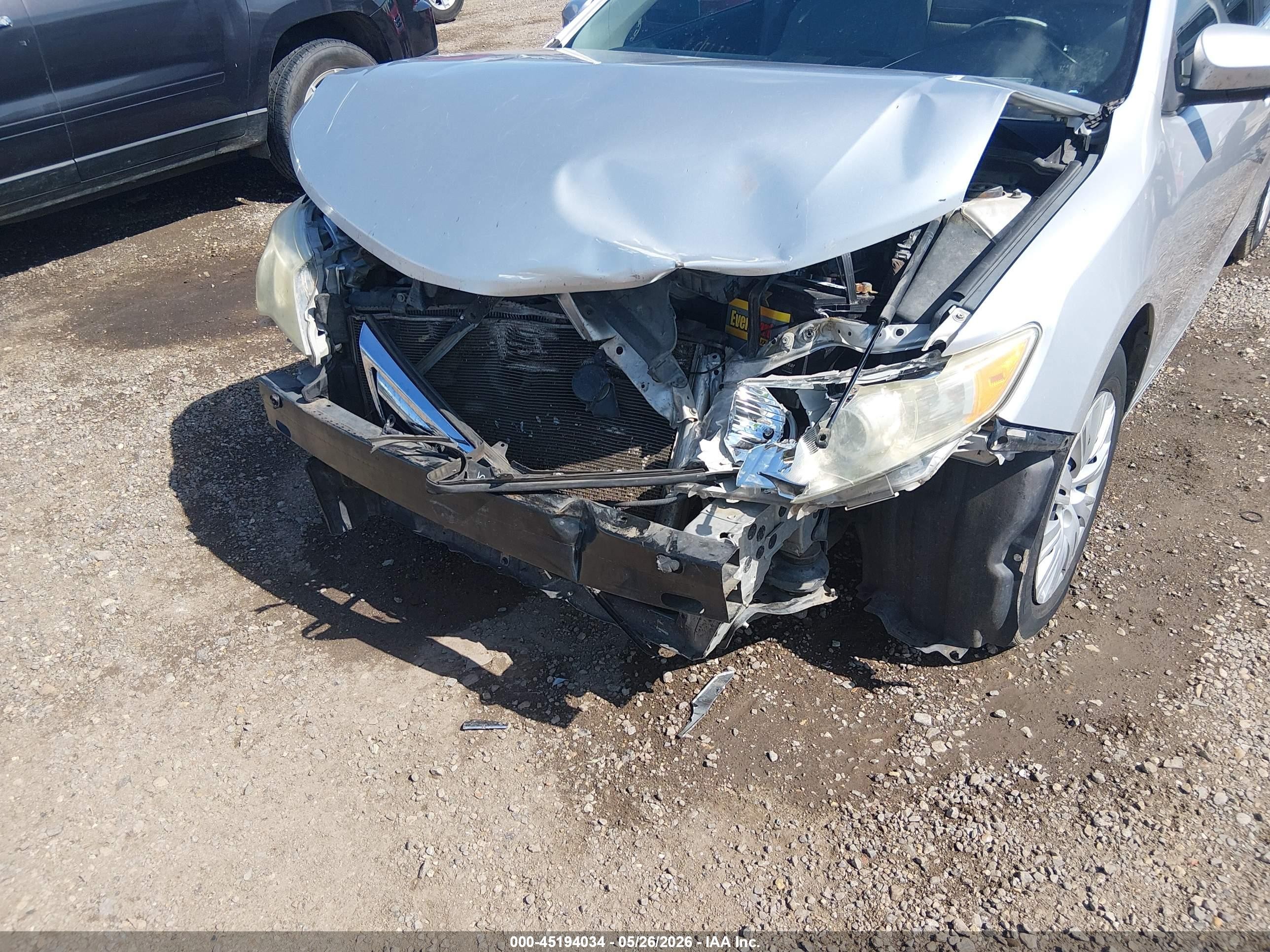 2013 Toyota Camry Le Silver vin: 4T4BF1FK5DR322249