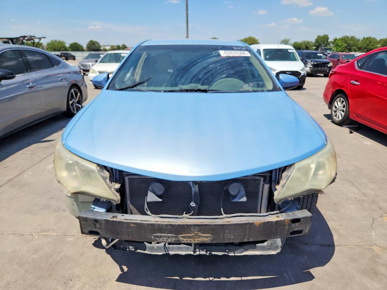 2013 Toyota Camry Le Blue vin: 4T4BF1FK5DR324275