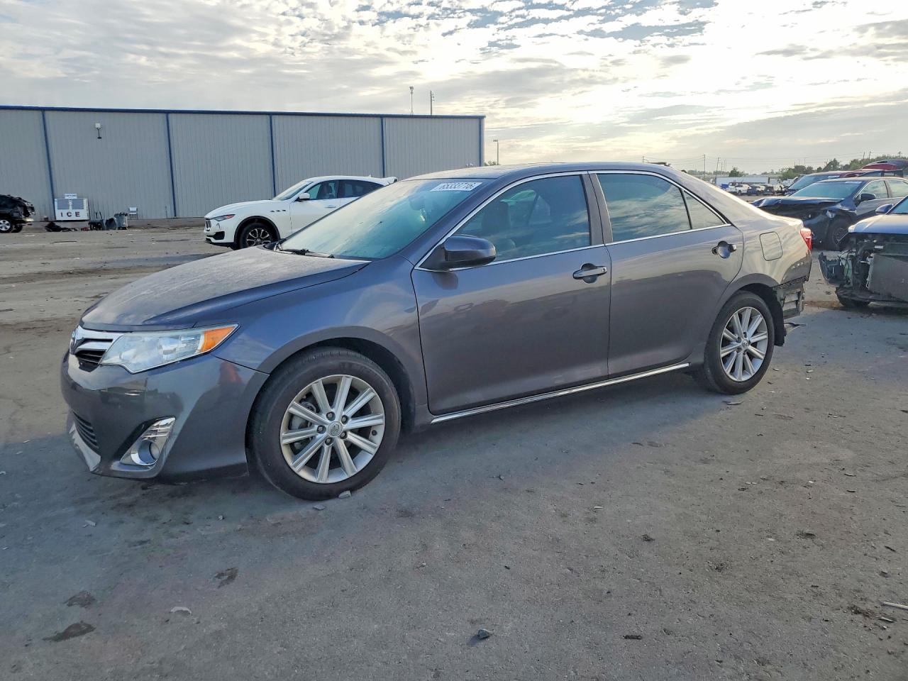 2013 Toyota Camry Xle Gray vin: 4T4BF1FK5DR327144