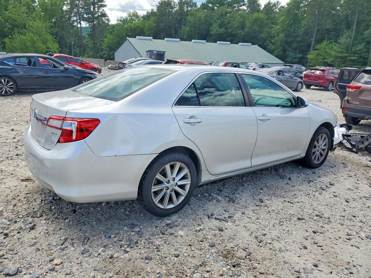 2014 Toyota Camry Xle Silver vin: 4T4BF1FK5ER337979