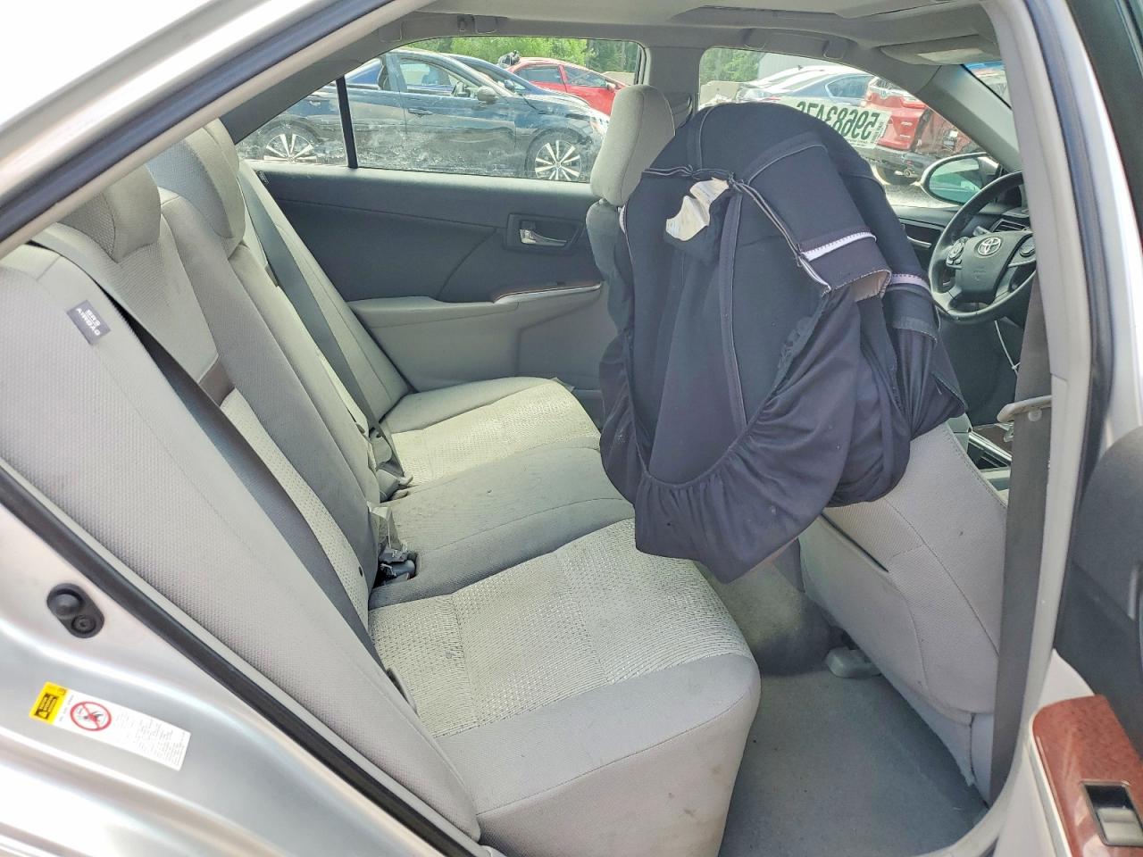 2014 Toyota Camry Xle Silver vin: 4T4BF1FK5ER337979