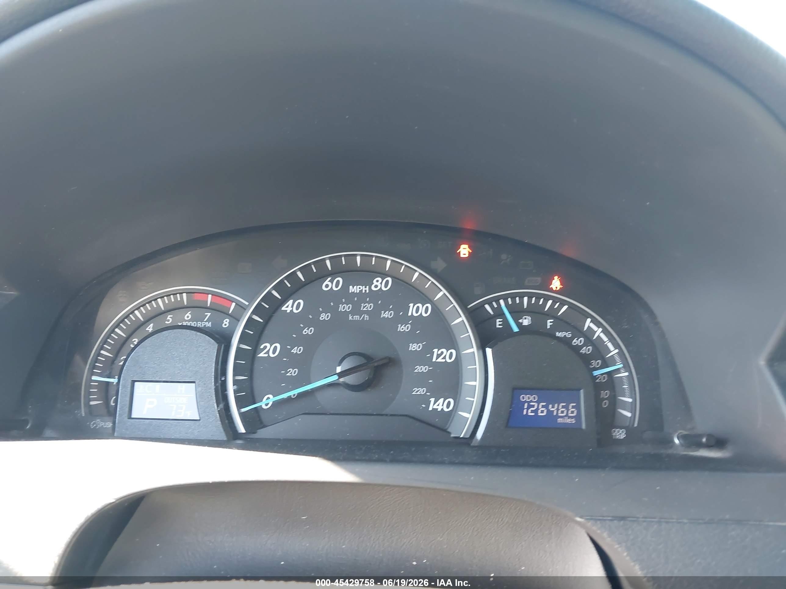 2014 Toyota Camry Le Gray vin: 4T4BF1FK5ER338467
