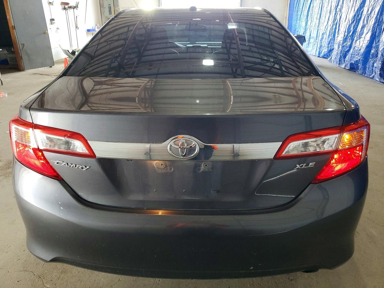 2014 Toyota Camry Xle Gray vin: 4T4BF1FK5ER348187