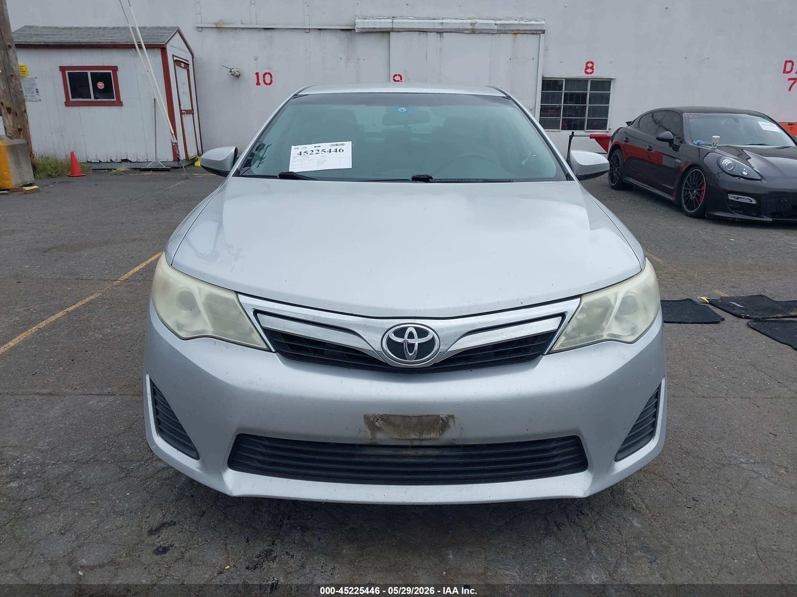 2014 Toyota Camry Le Silver vin: 4T4BF1FK5ER365555