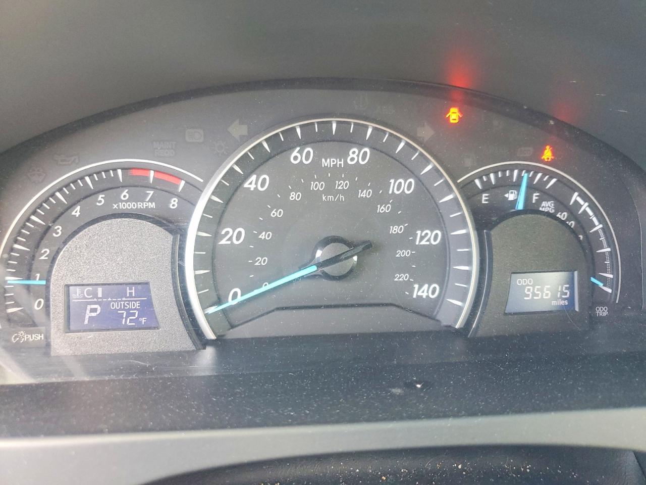 2014 Toyota Camry Le Белый vin: 4T4BF1FK5ER388401