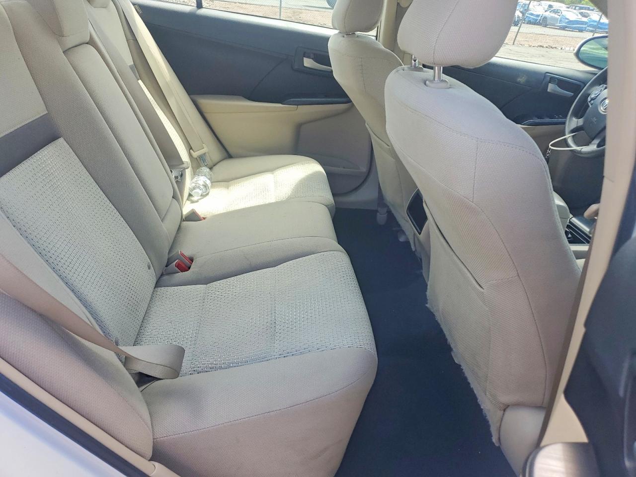 2014 Toyota Camry Le Белый vin: 4T4BF1FK5ER388401