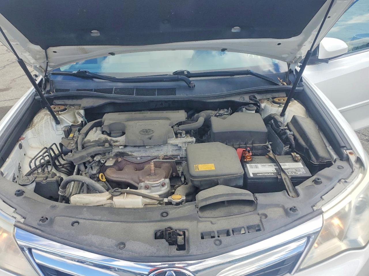 2014 Toyota Camry Le Белый vin: 4T4BF1FK5ER388401