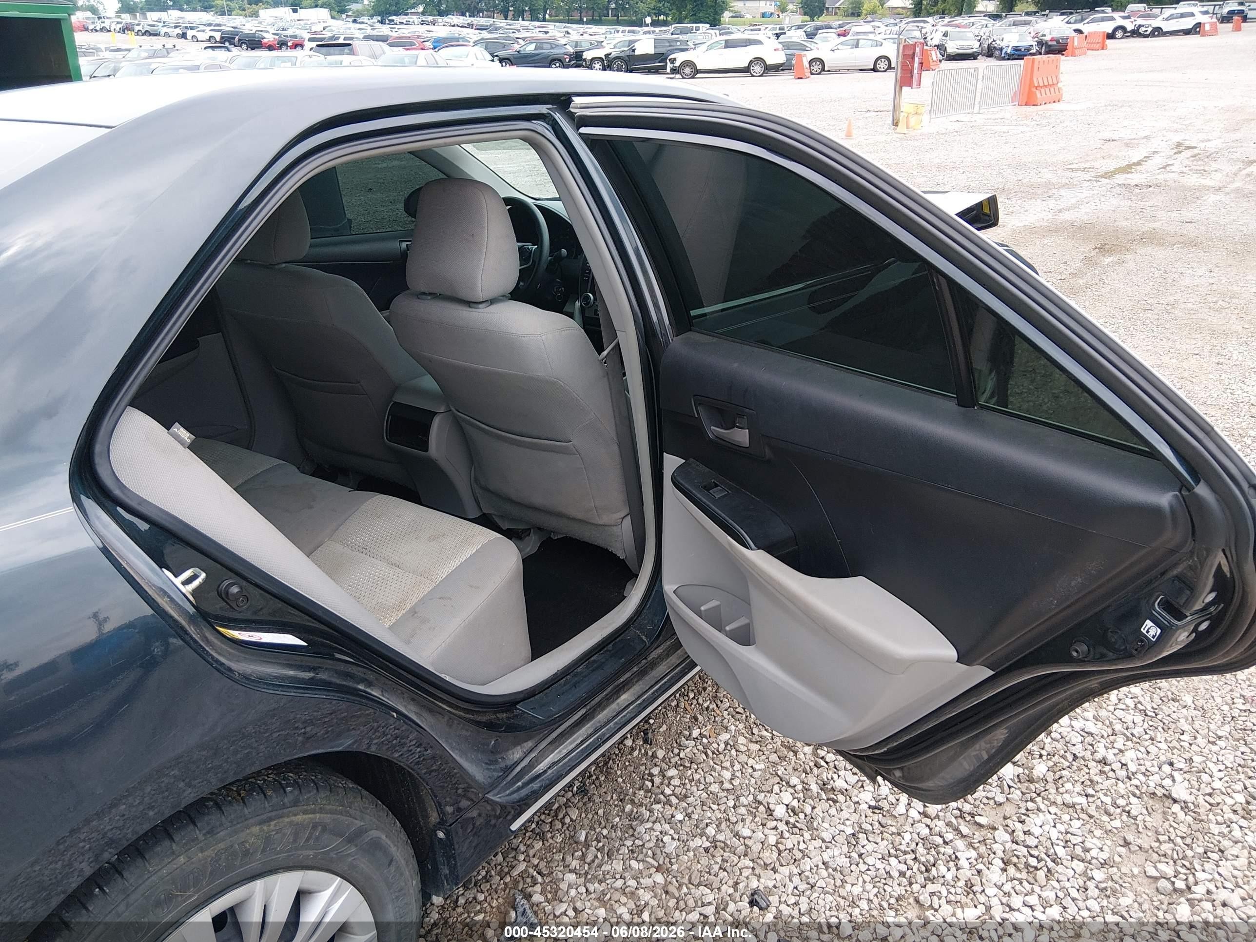 2014 Toyota Camry Le Black vin: 4T4BF1FK5ER391606