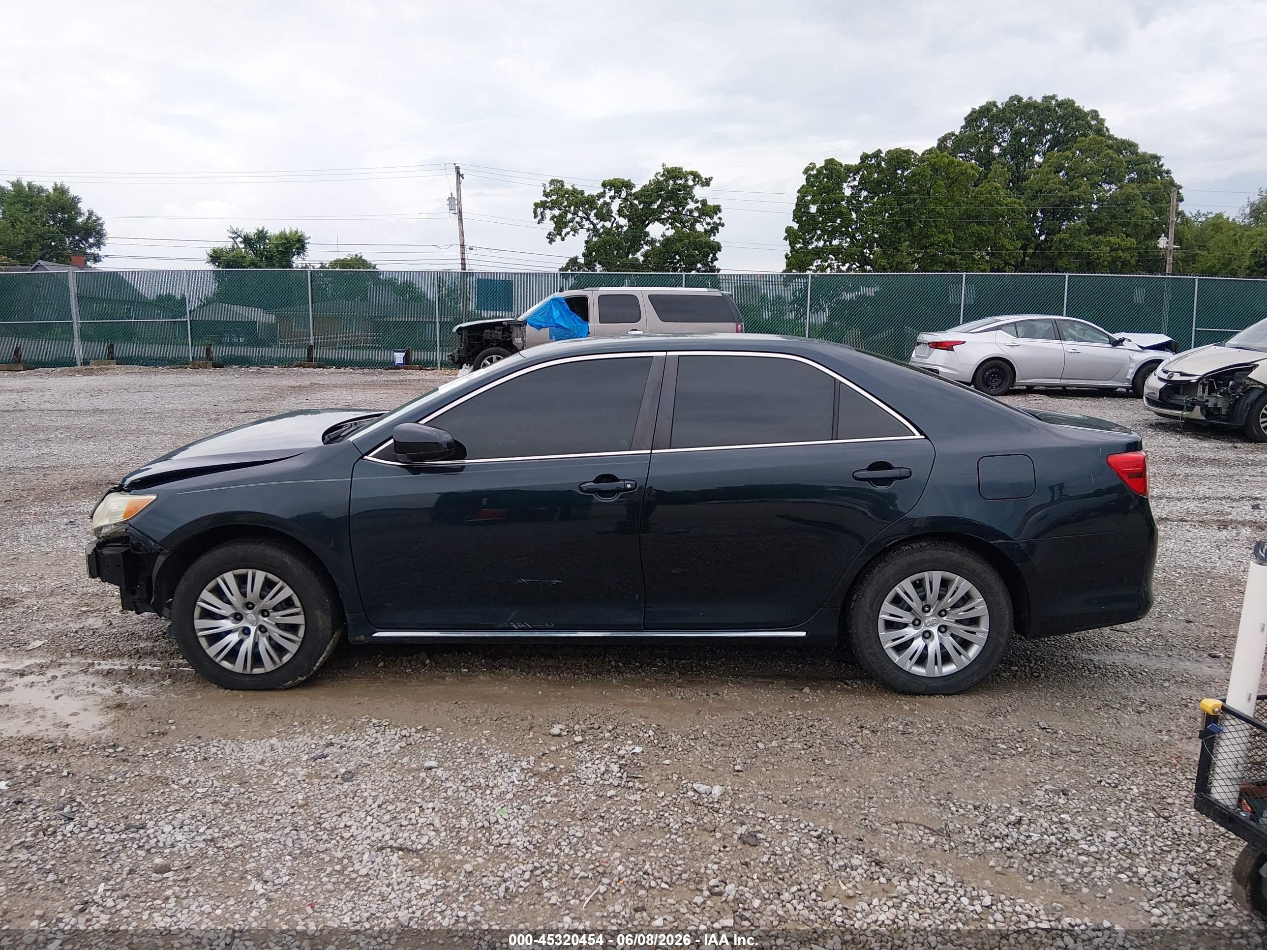 2014 Toyota Camry Le Black vin: 4T4BF1FK5ER391606