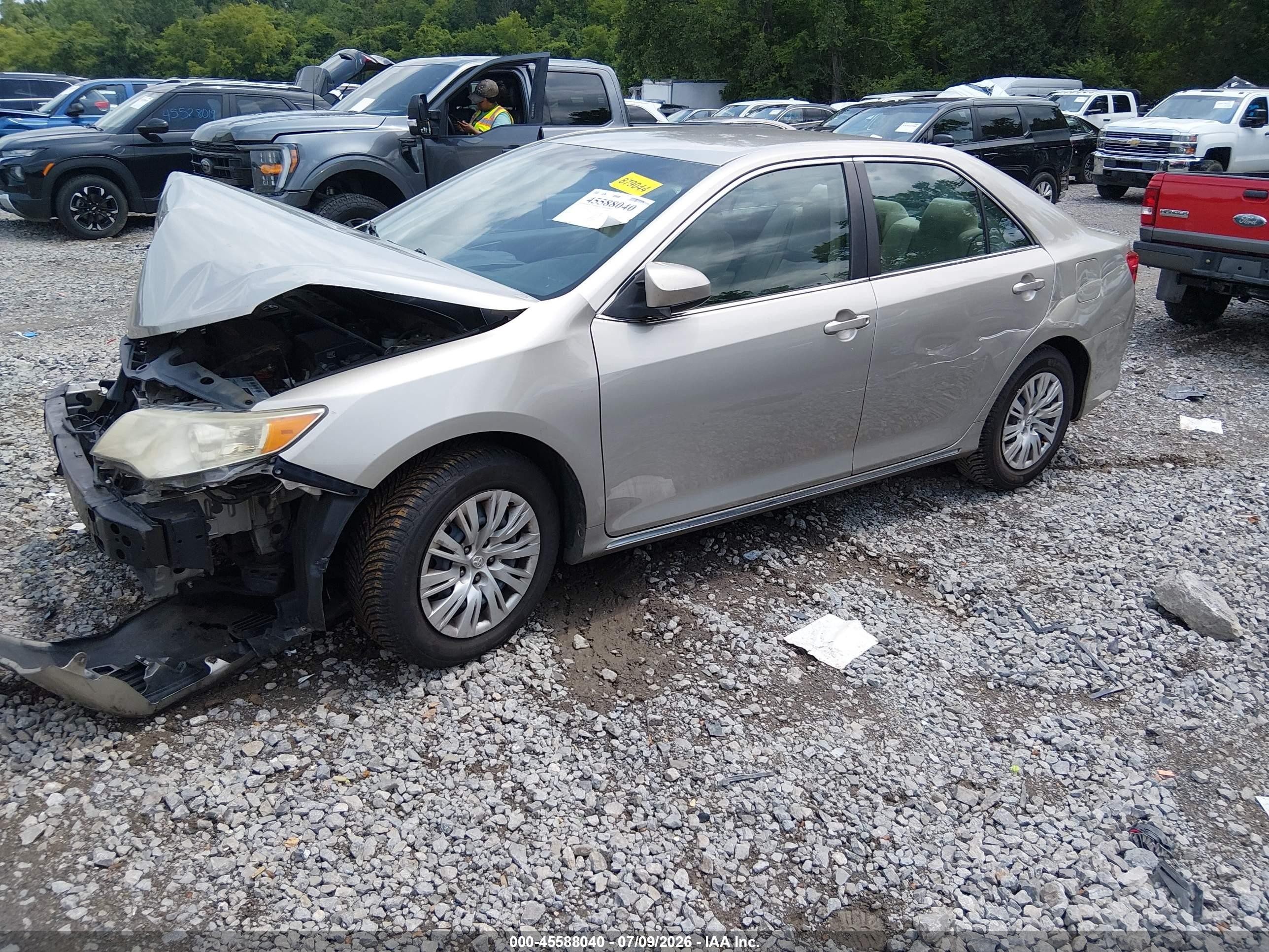 2014 Toyota Camry Le Beige vin: 4T4BF1FK5ER395784