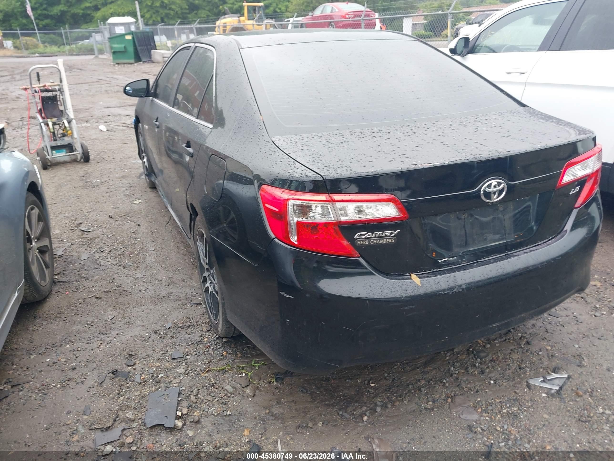 2014 Toyota Camry Le Black vin: 4T4BF1FK5ER402846