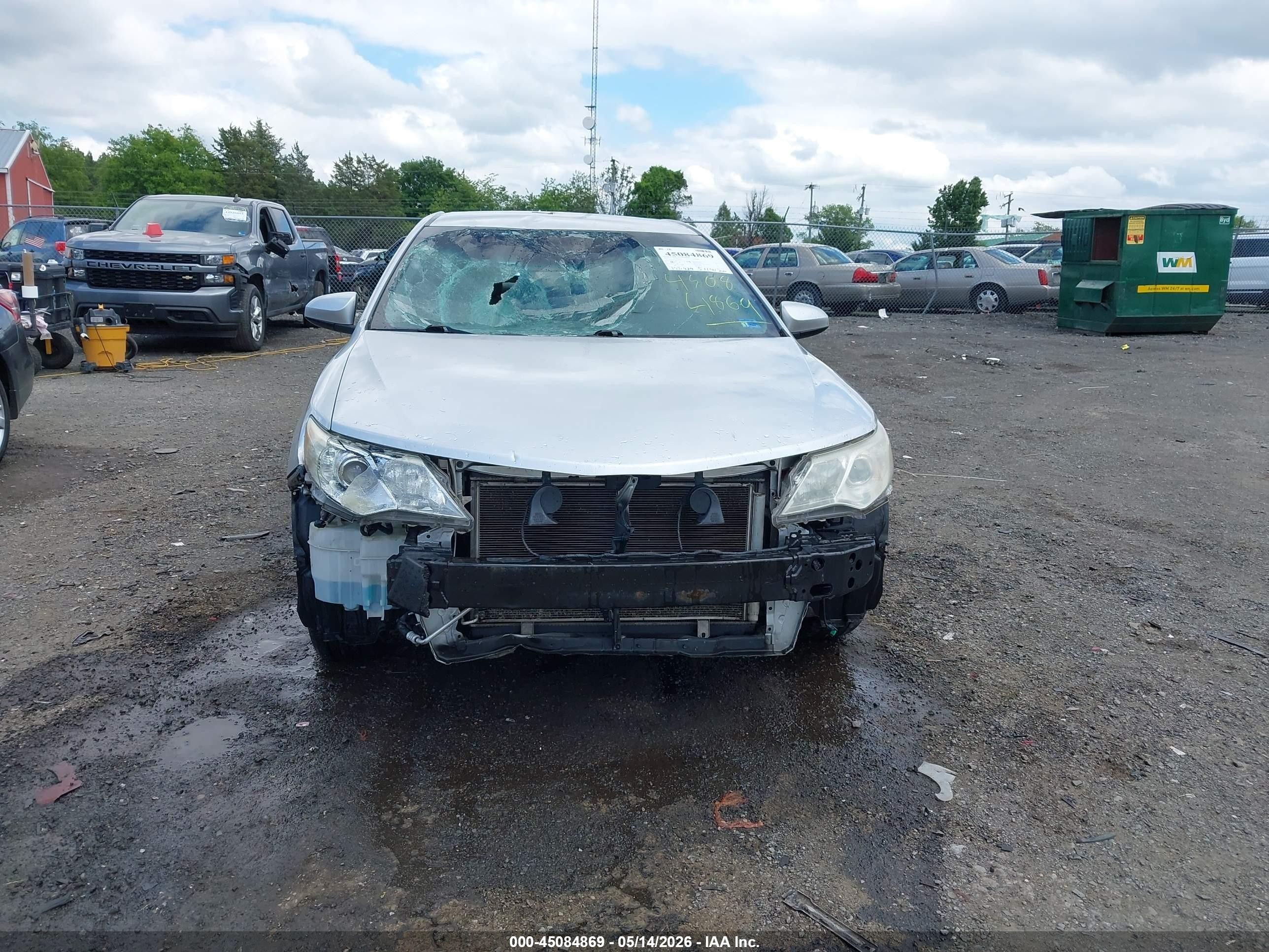 2014 Toyota Camry Le Серебряный vin: 4T4BF1FK5ER408565