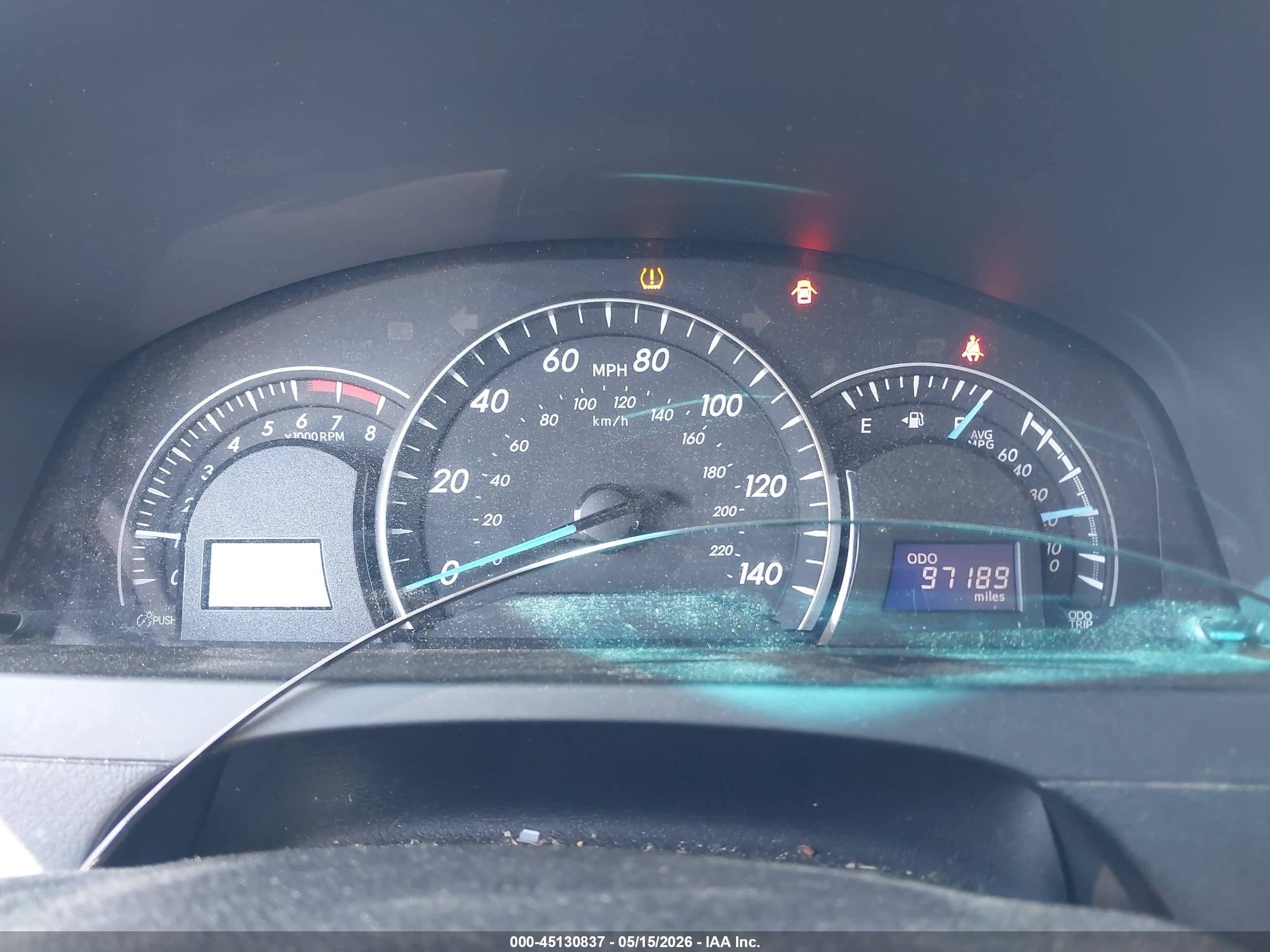 2014 Toyota Camry Le Green vin: 4T4BF1FK5ER412325
