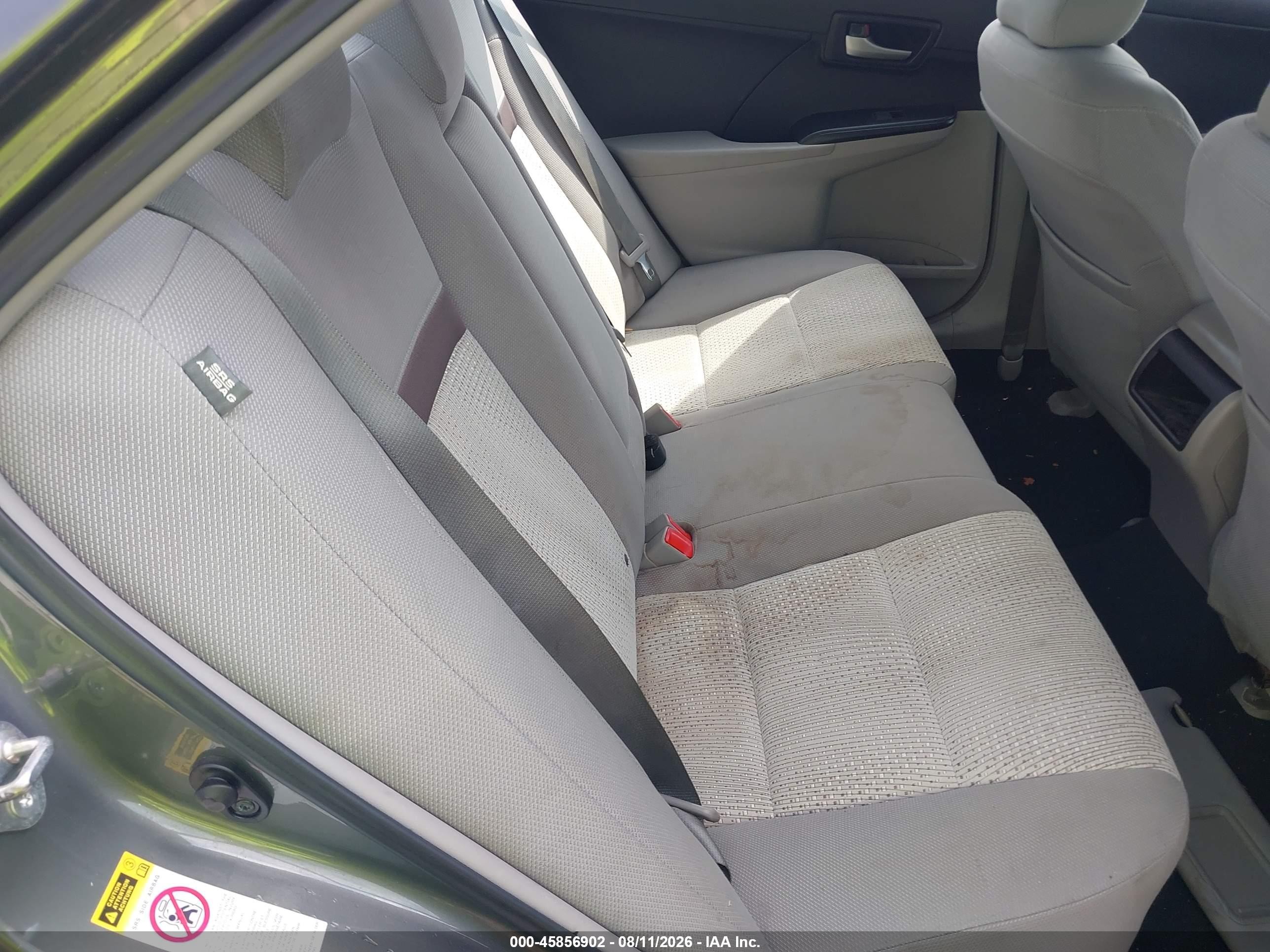 2014 Toyota Camry Le Gray vin: 4T4BF1FK5ER415600