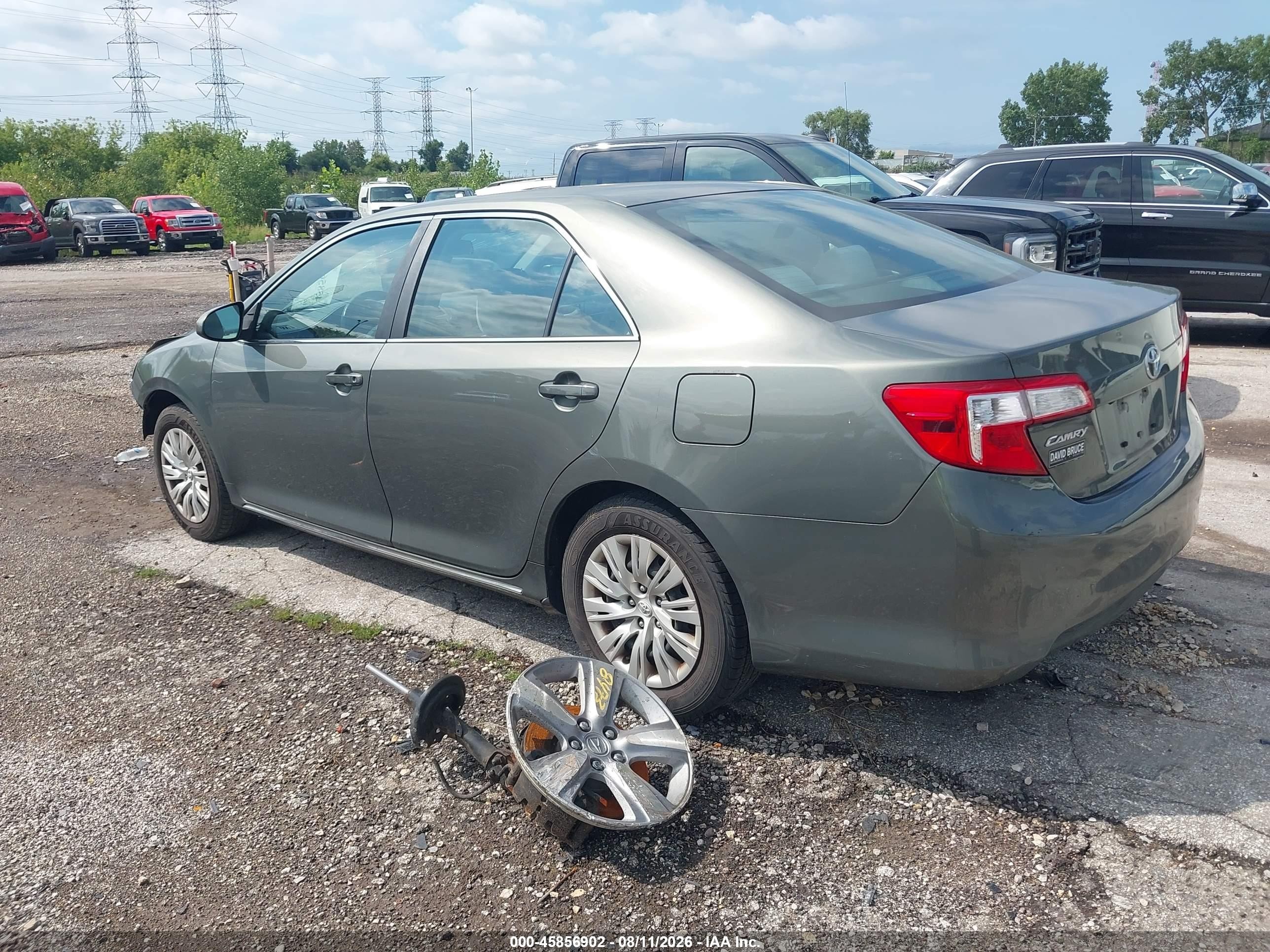 2014 Toyota Camry Le Gray vin: 4T4BF1FK5ER415600