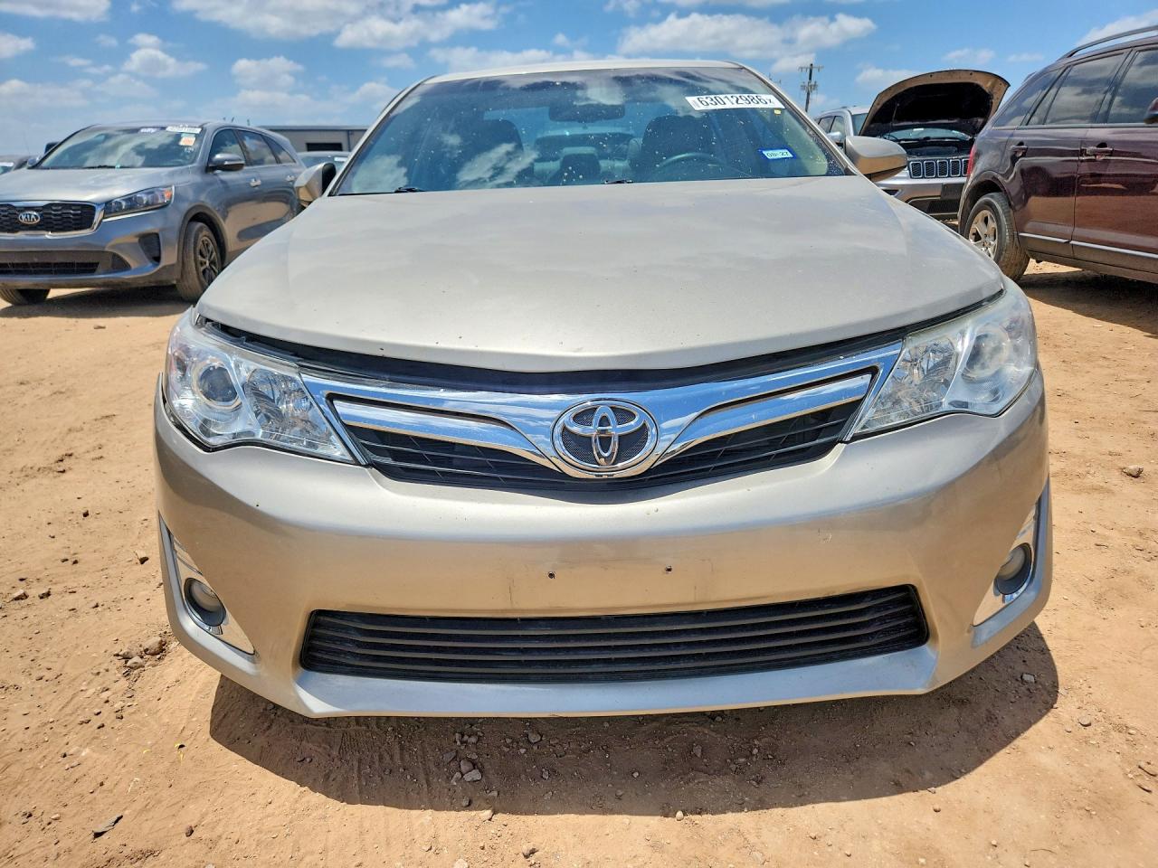 2014 Toyota Camry Xle Tan vin: 4T4BF1FK5ER427407