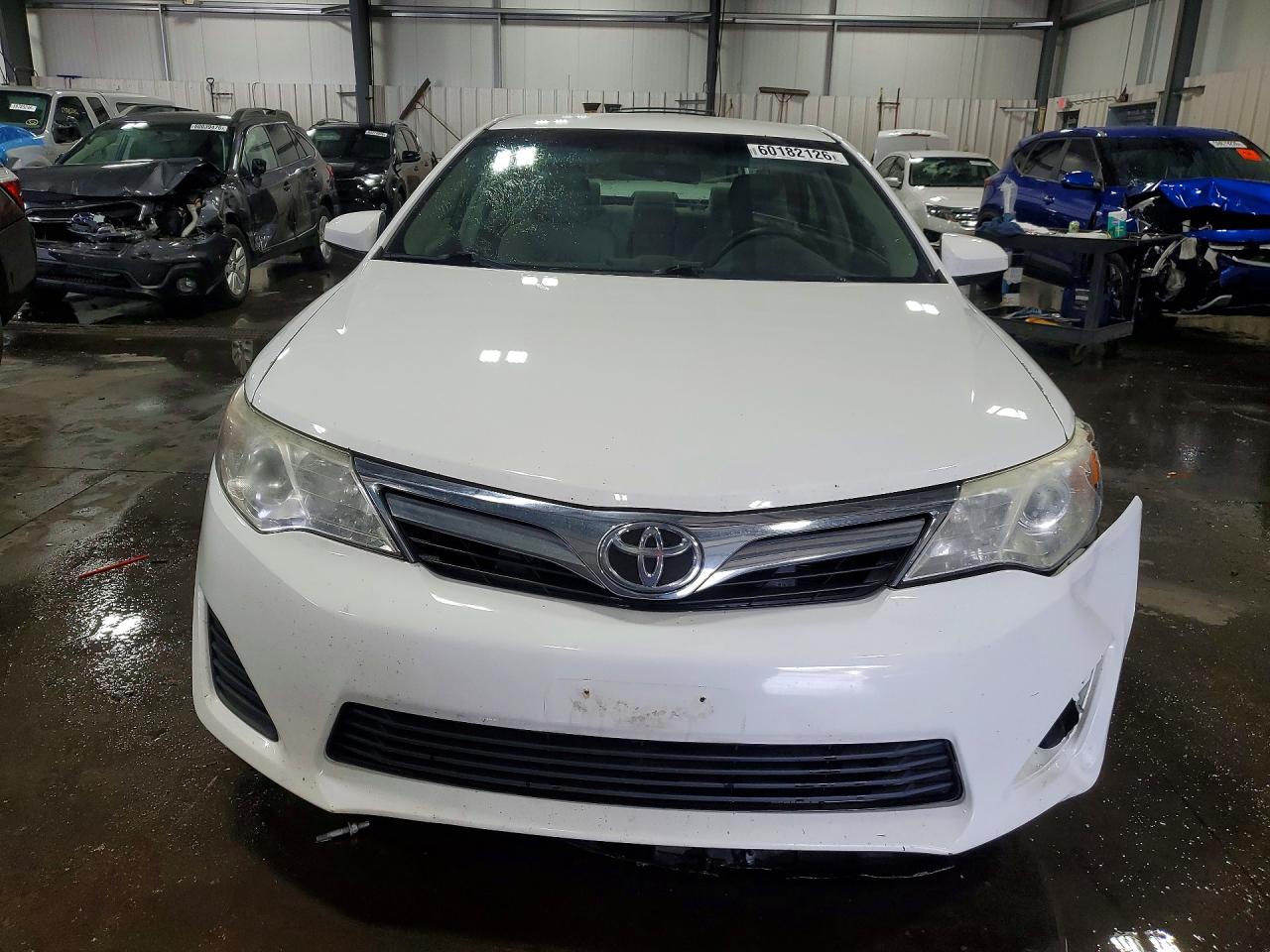 2014 Toyota Camry Le Белый vin: 4T4BF1FK5ER442697