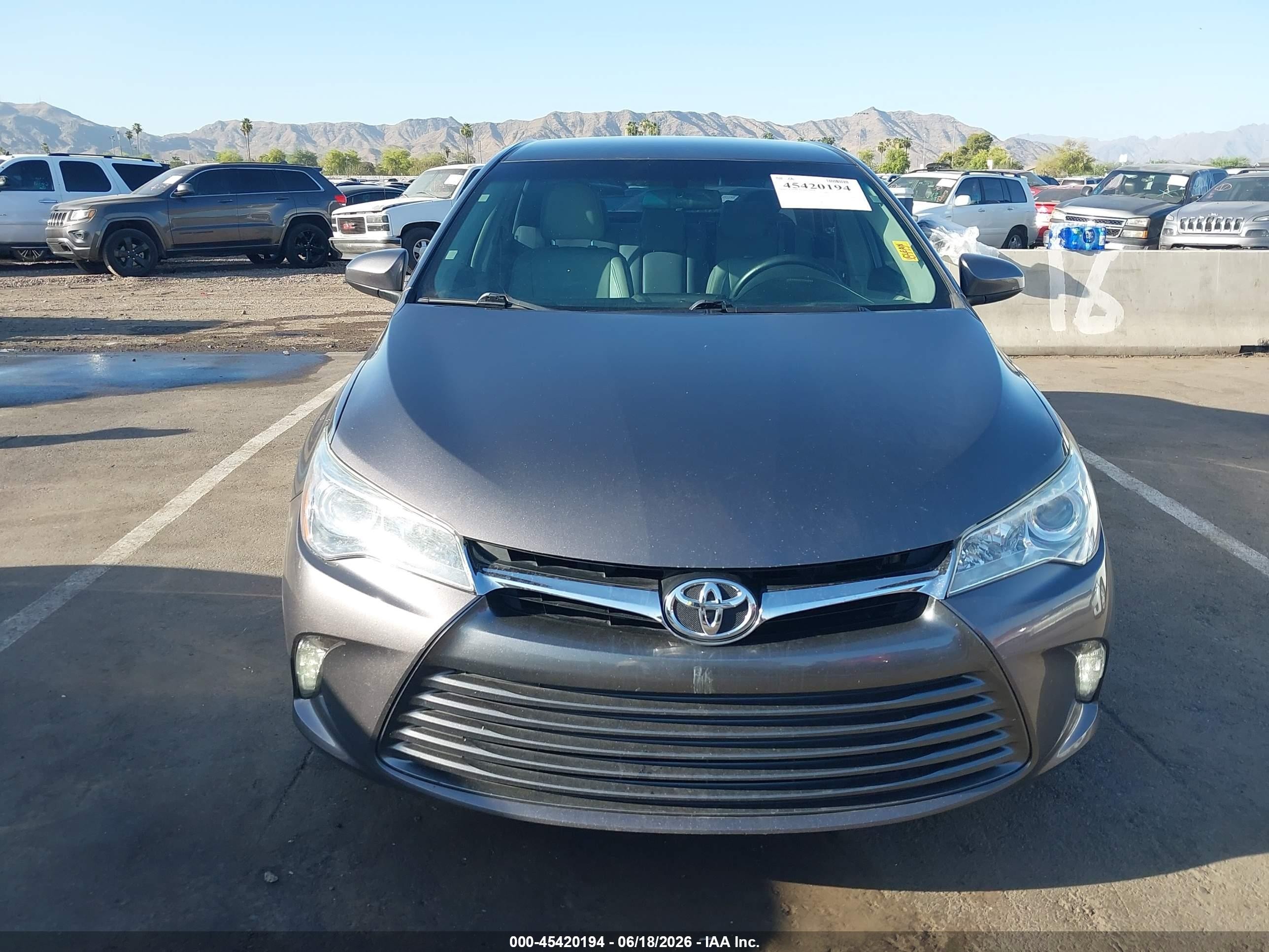 2015 Toyota Camry Xle Gray vin: 4T4BF1FK5FR455905
