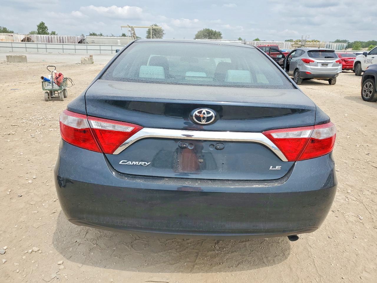 2015 Toyota Camry Le Black vin: 4T4BF1FK5FR464281