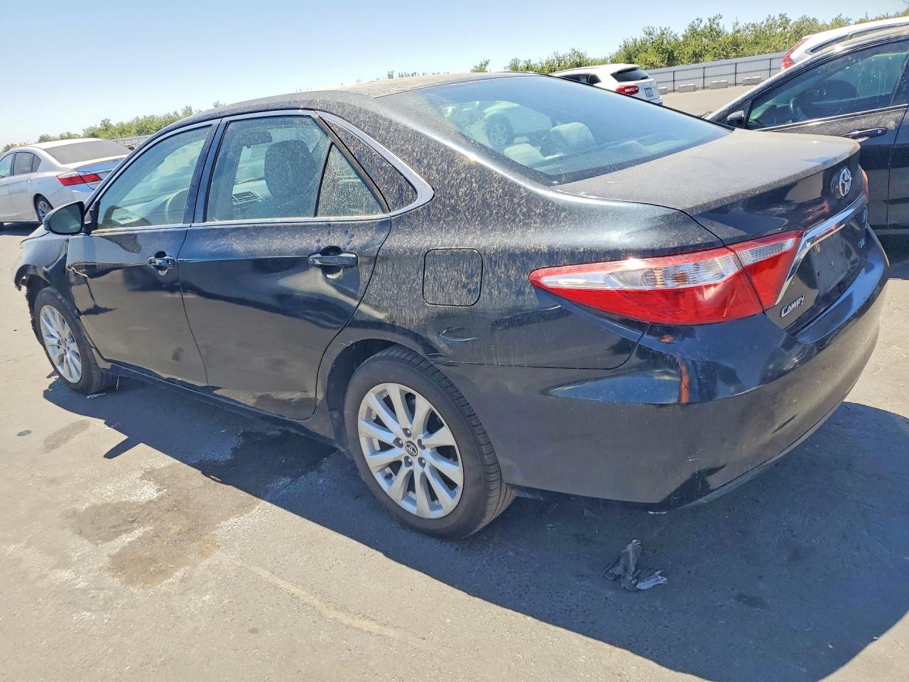 2015 Toyota Camry Le Black vin: 4T4BF1FK5FR472123