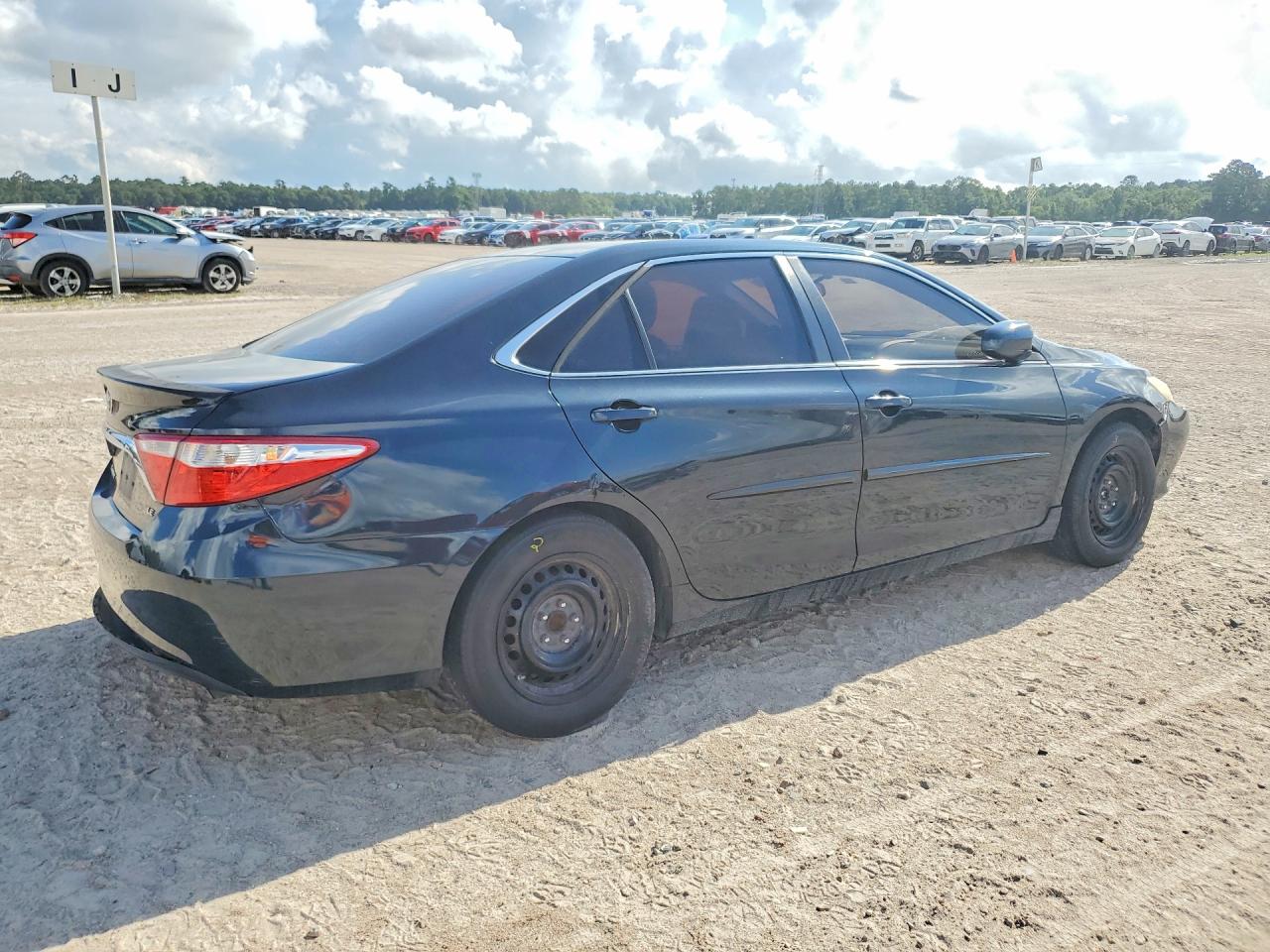 2015 Toyota Camry Le Black vin: 4T4BF1FK5FR481307