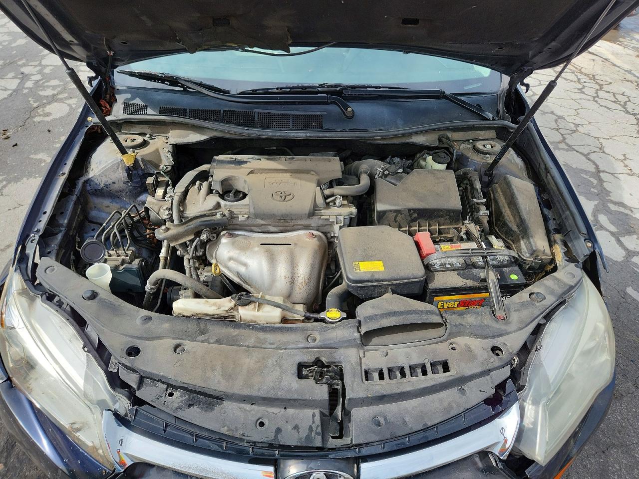 2015 Toyota Camry Le Blue vin: 4T4BF1FK5FR483719