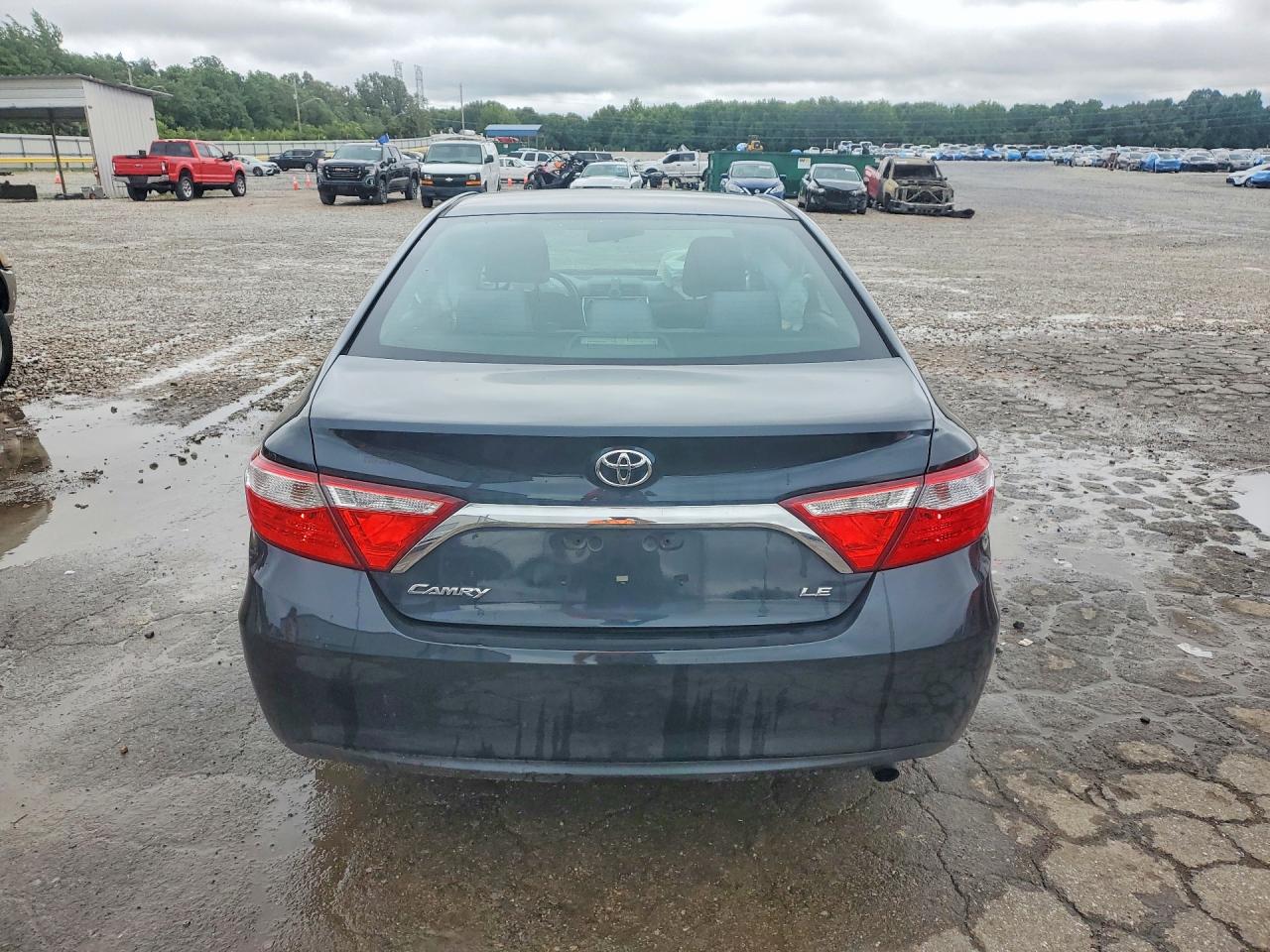 2015 Toyota Camry Le Gray vin: 4T4BF1FK5FR484398