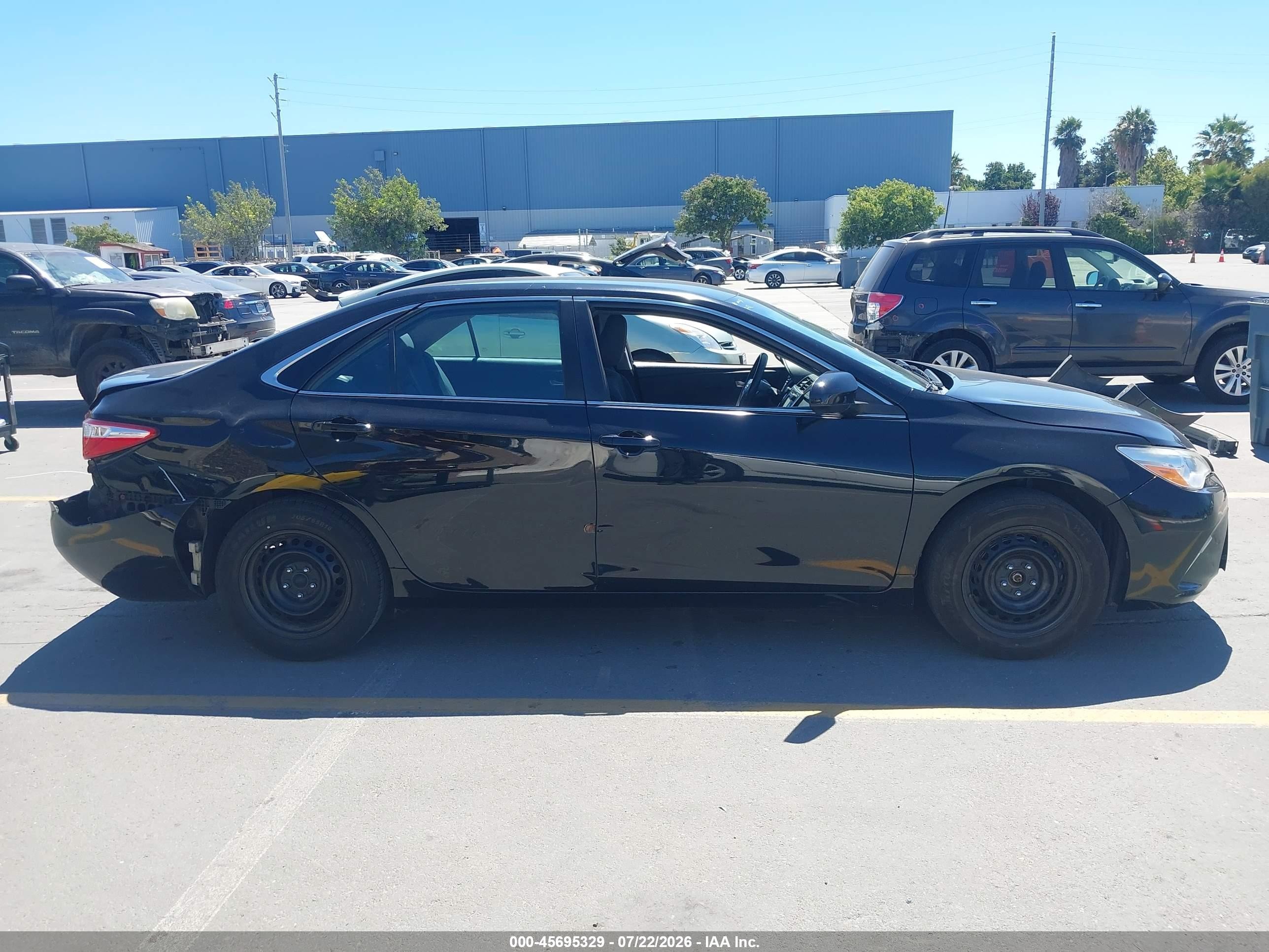 2015 Toyota Camry Le Black vin: 4T4BF1FK5FR496714