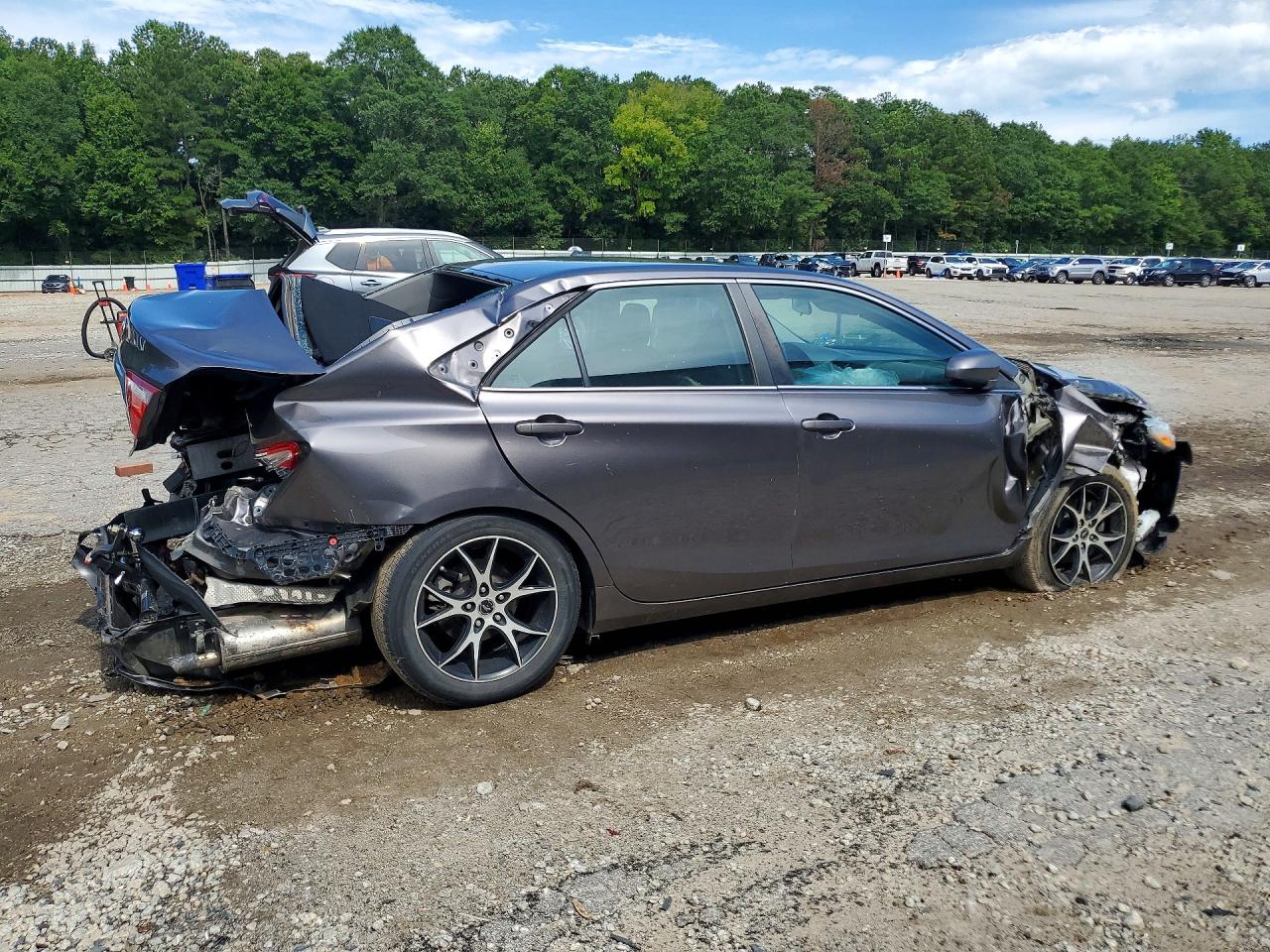 2015 Toyota Camry Le Угольный vin: 4T4BF1FK5FR500745