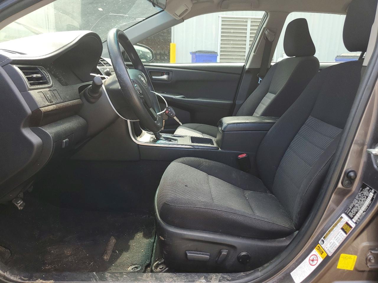 2015 Toyota Camry Le Угольный vin: 4T4BF1FK5FR500745