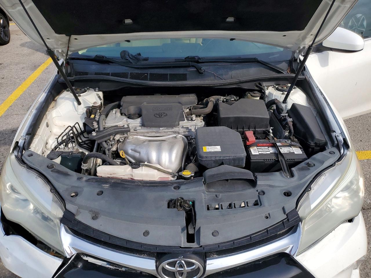 2015 Toyota Camry Le White vin: 4T4BF1FK5FR507548
