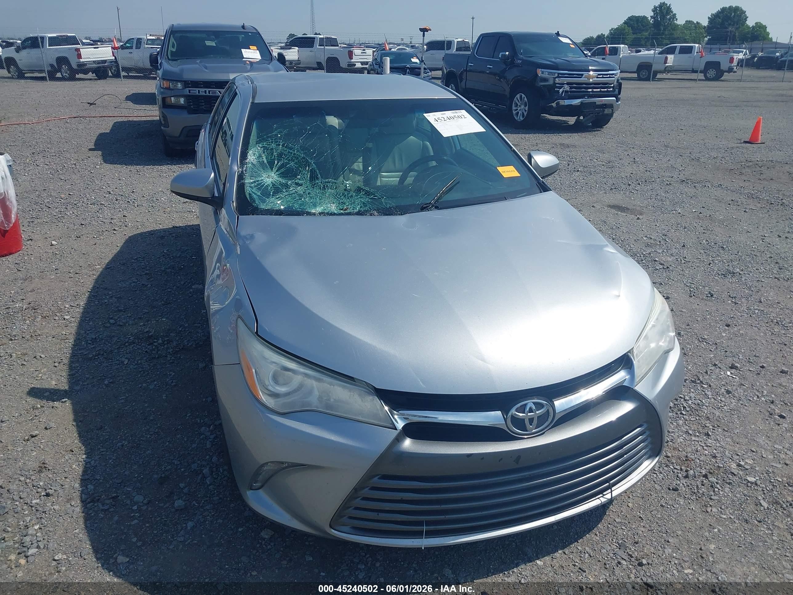 2015 Toyota Camry Xle Silver vin: 4T4BF1FK5FR508084