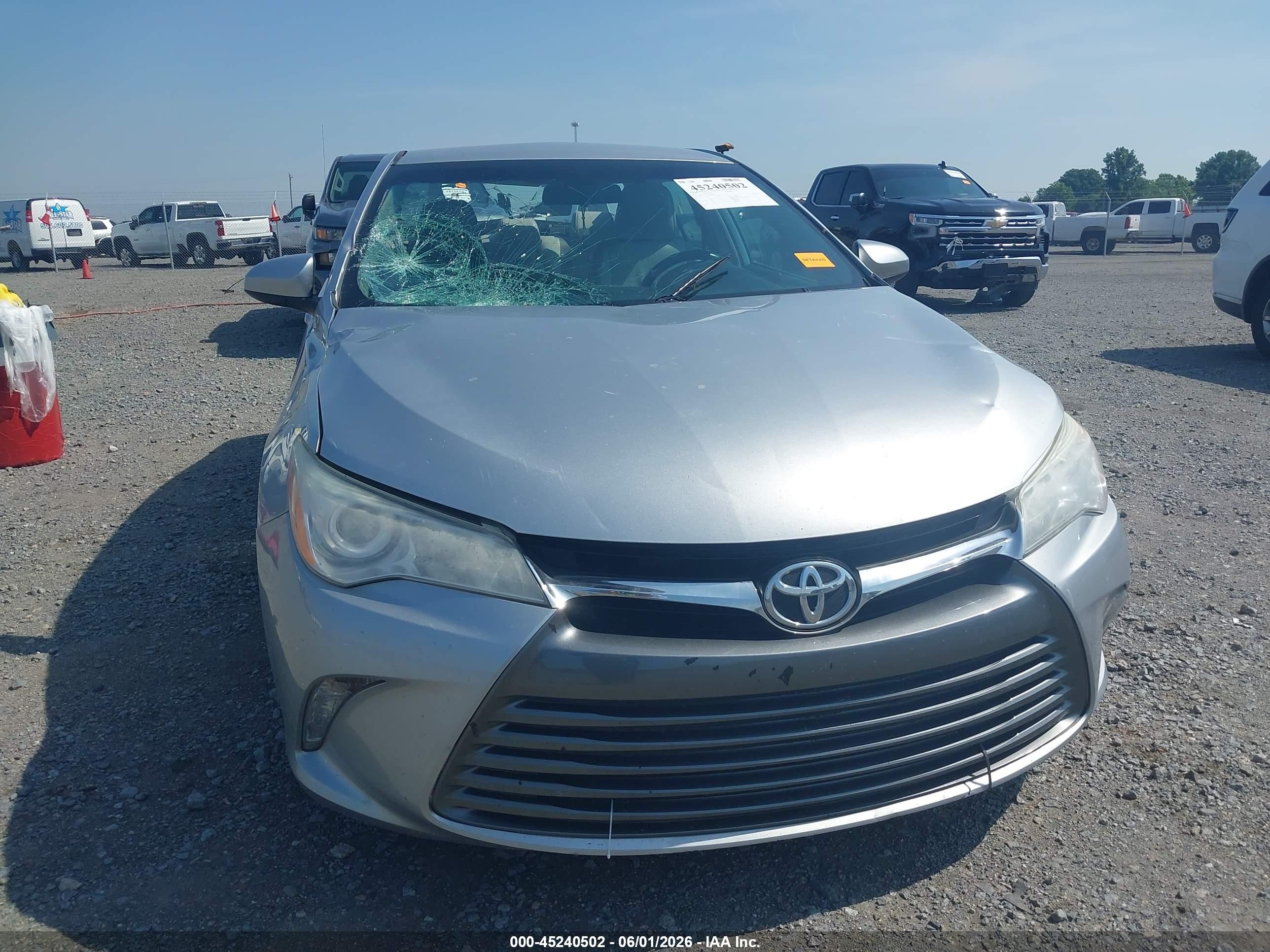2015 Toyota Camry Xle Silver vin: 4T4BF1FK5FR508084