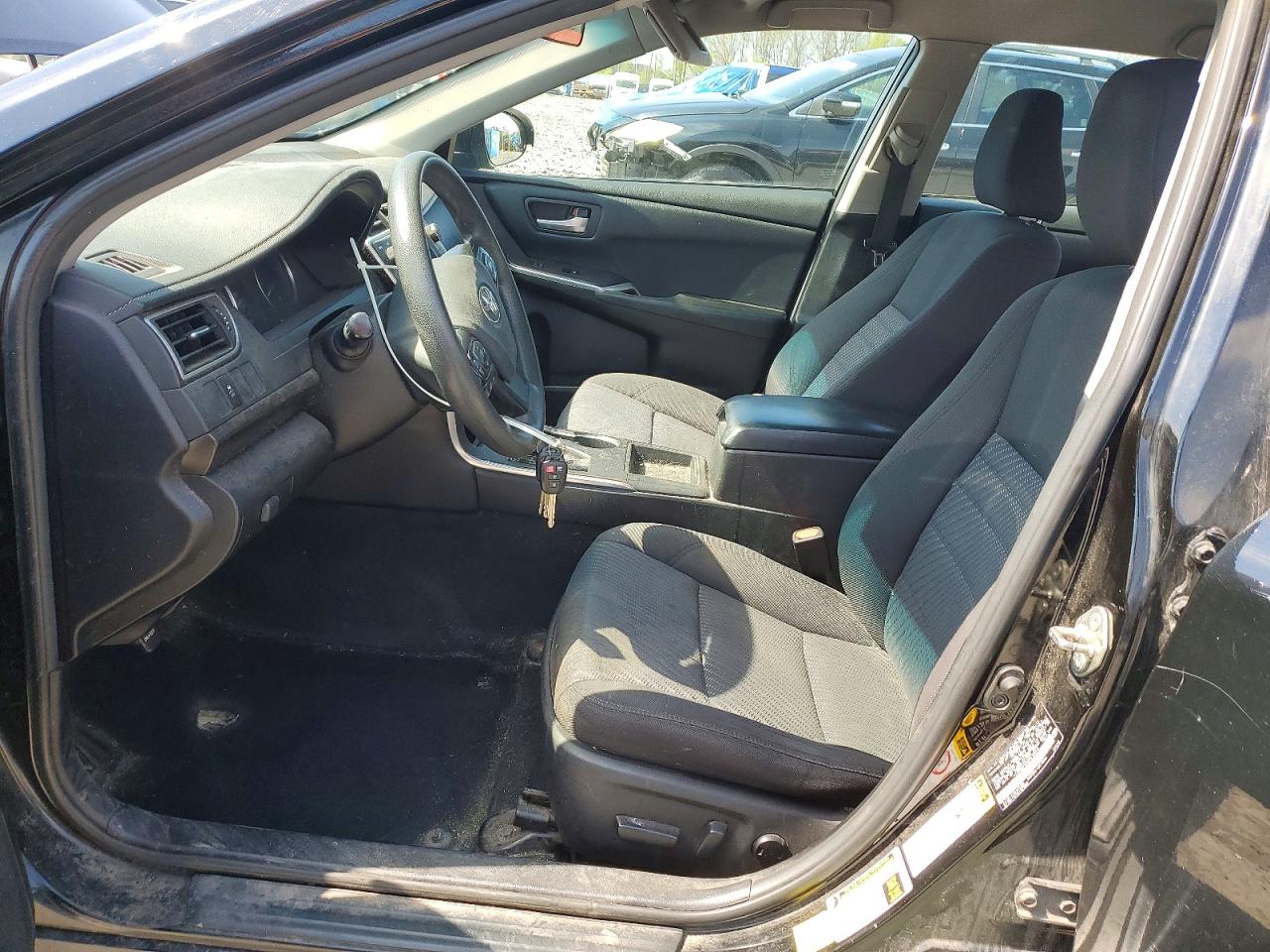 2016 Toyota Camry Le Black vin: 4T4BF1FK5GR516848
