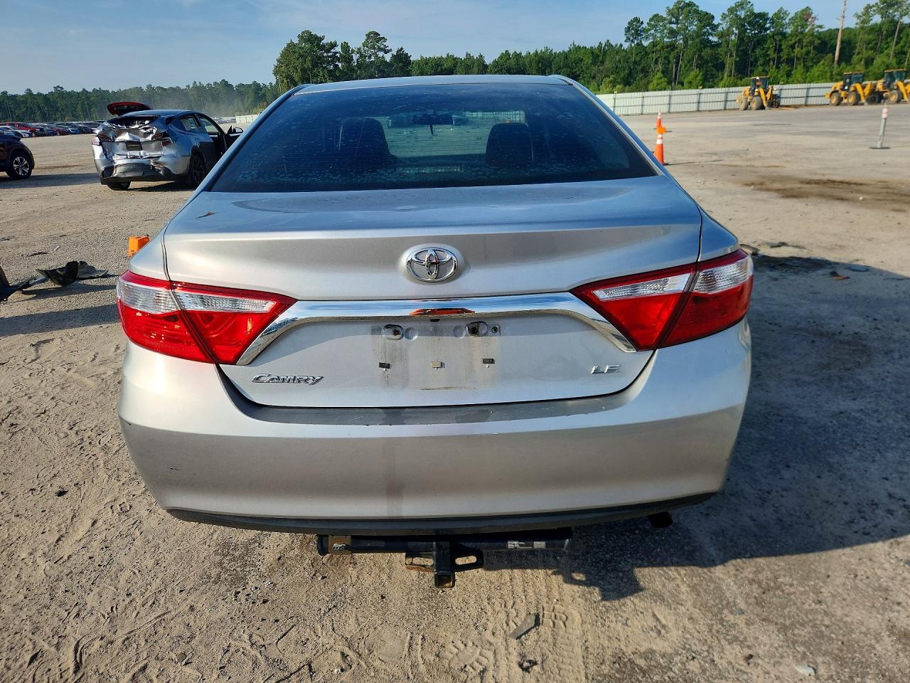 2016 Toyota Camry Le Gray vin: 4T4BF1FK5GR556752