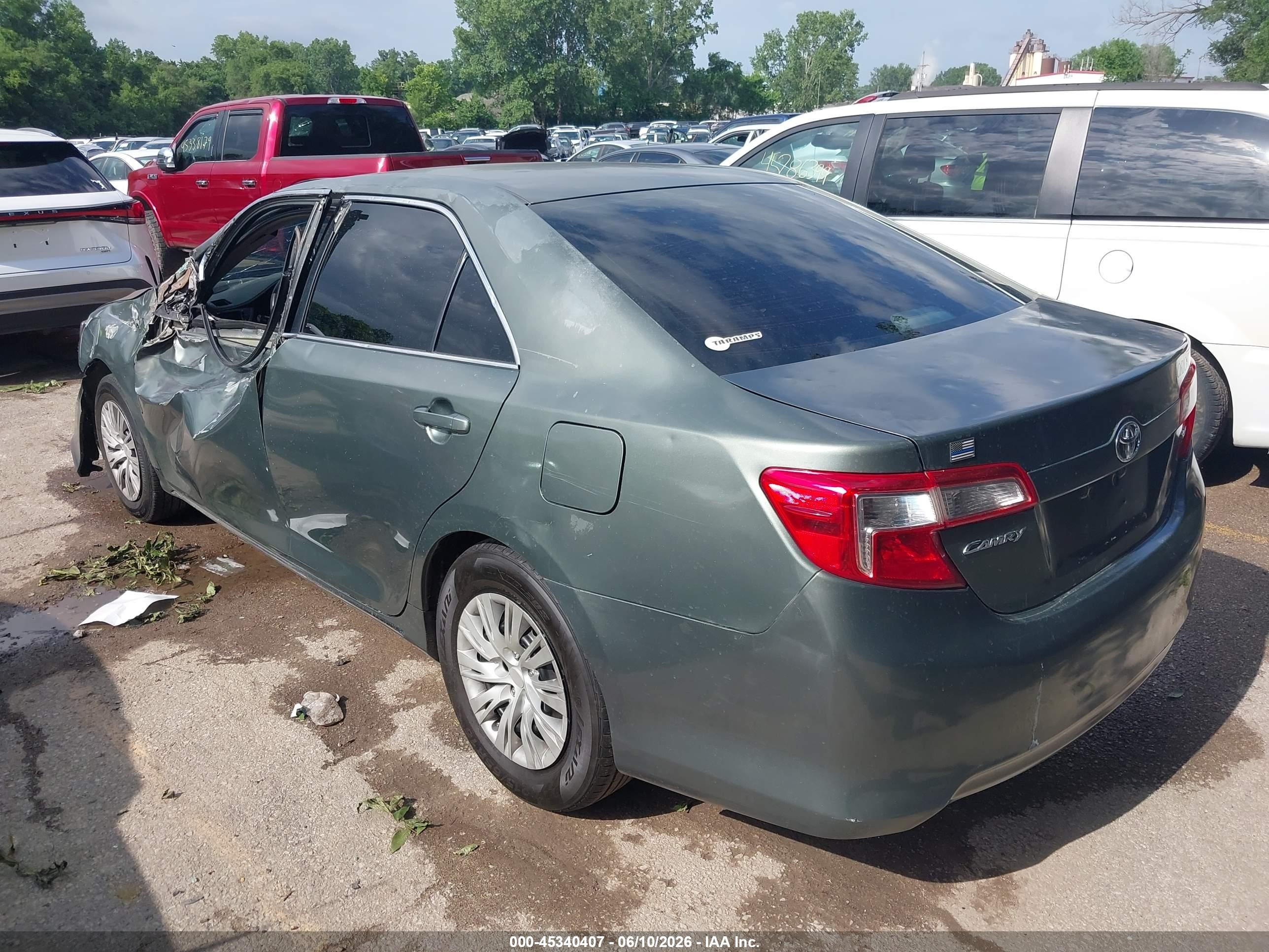 2012 Toyota Camry Le Green vin: 4T4BF1FK6CR161649