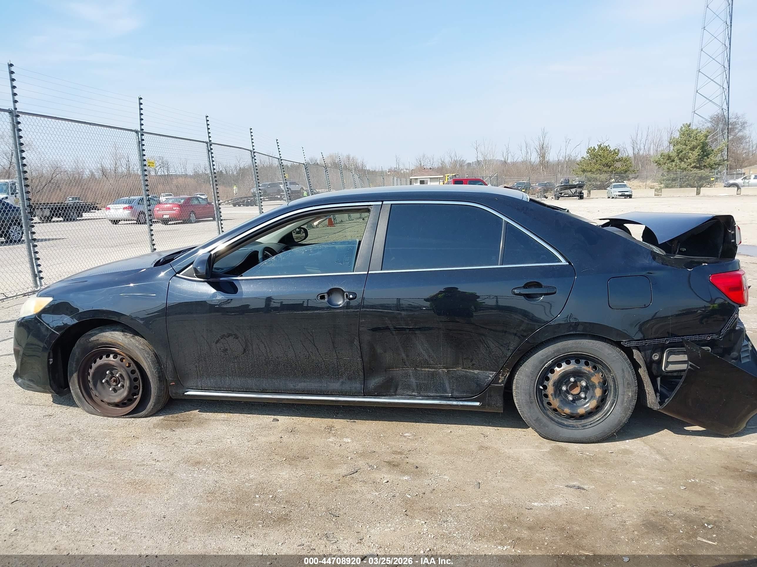 2012 Toyota Camry Le Black vin: 4T4BF1FK6CR171422