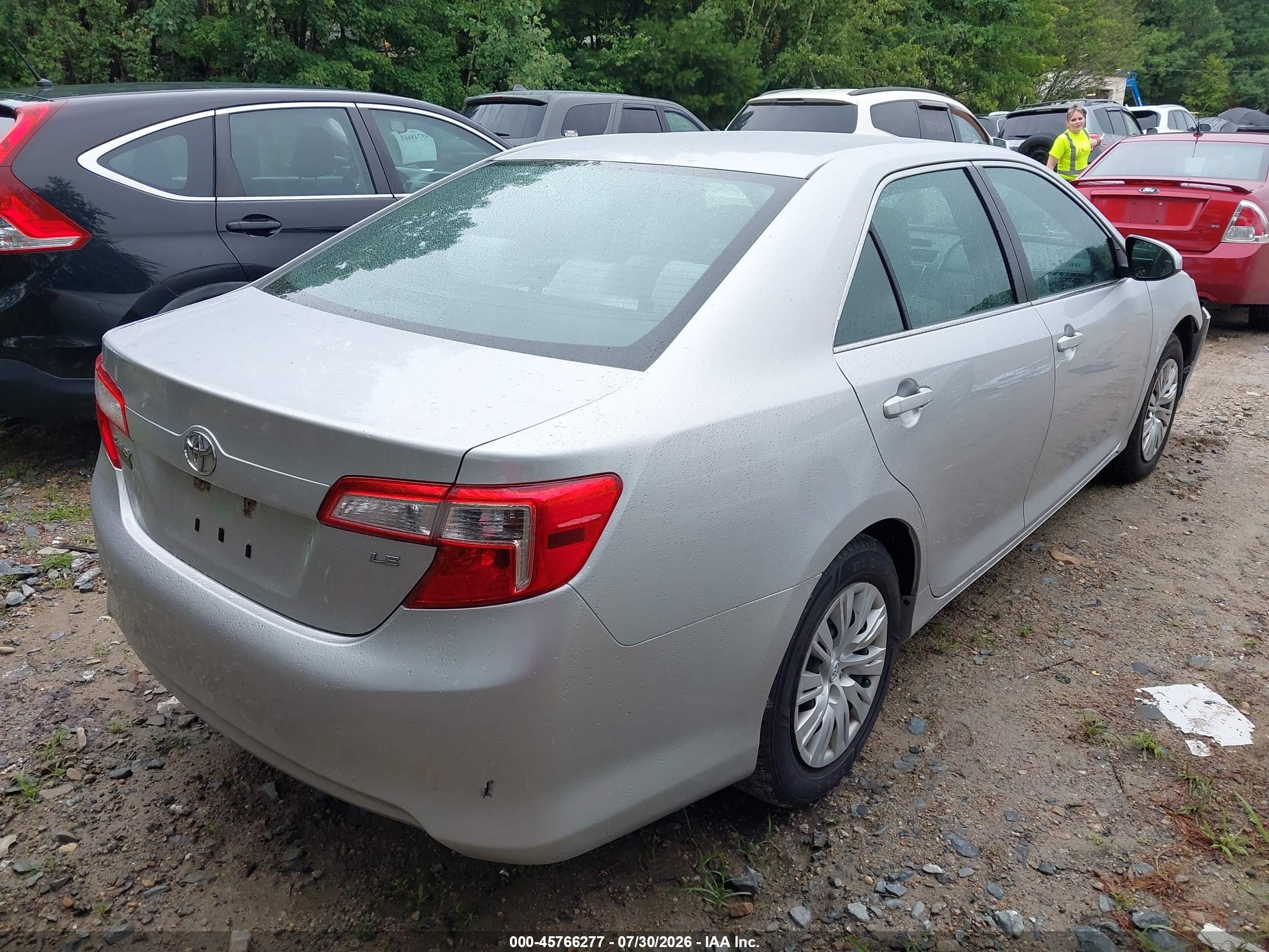 2012 Toyota Camry Le Серебряный vin: 4T4BF1FK6CR177771