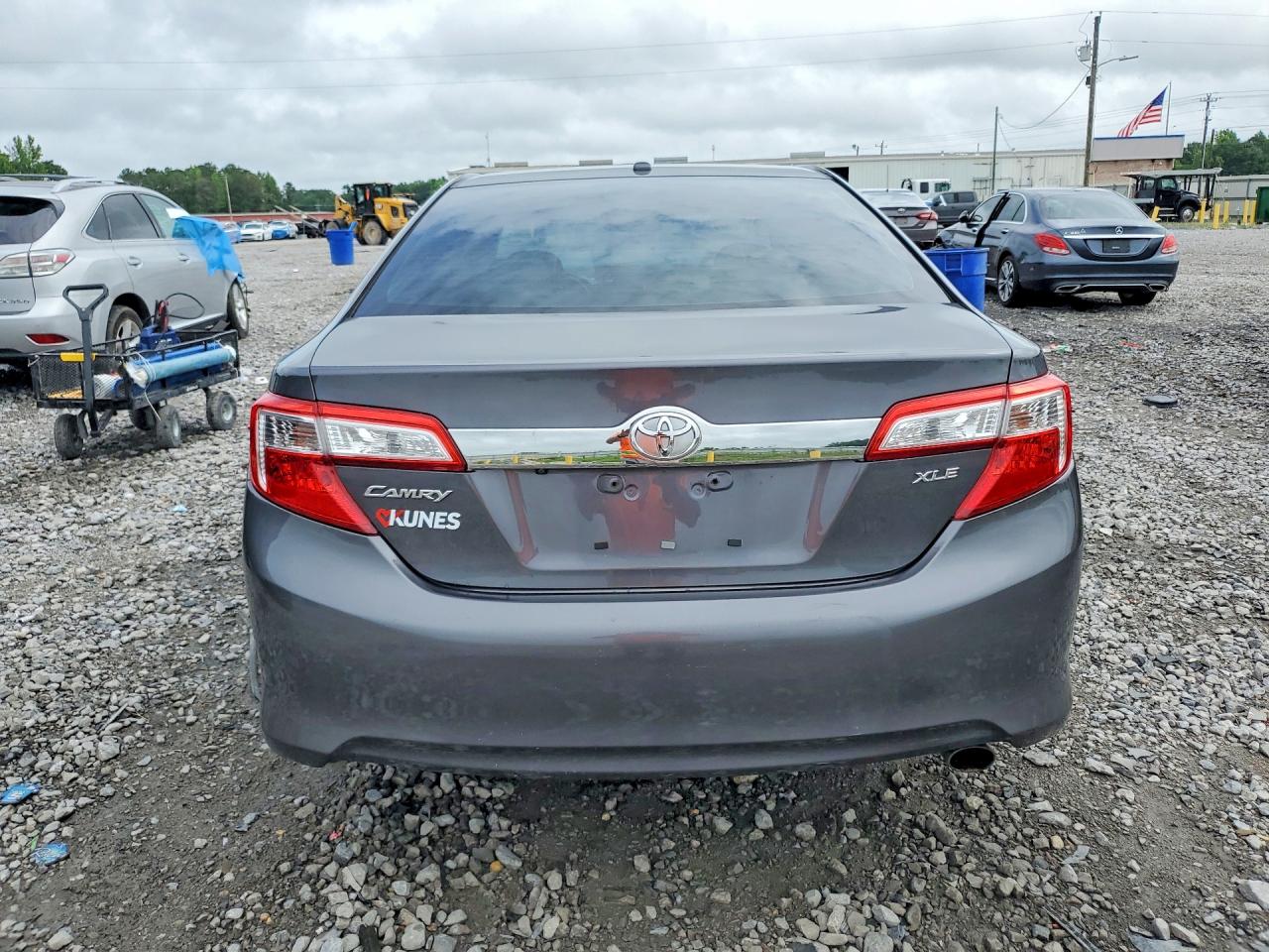 2012 Toyota Camry Xle Charcoal vin: 4T4BF1FK6CR201504