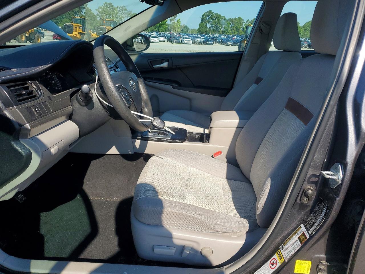 2012 Toyota Camry Le Blue vin: 4T4BF1FK6CR207951