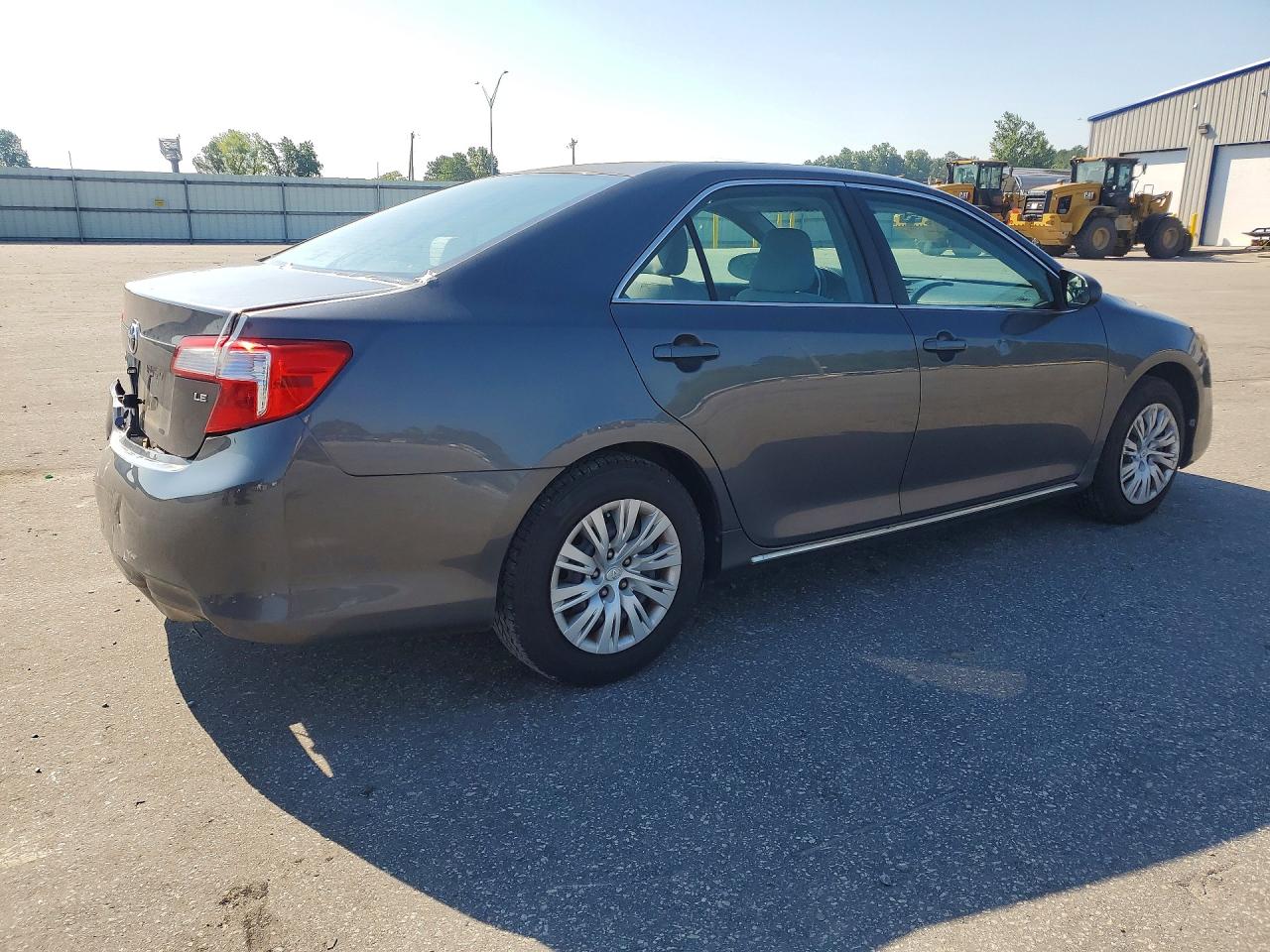 2012 Toyota Camry Le Blue vin: 4T4BF1FK6CR207951